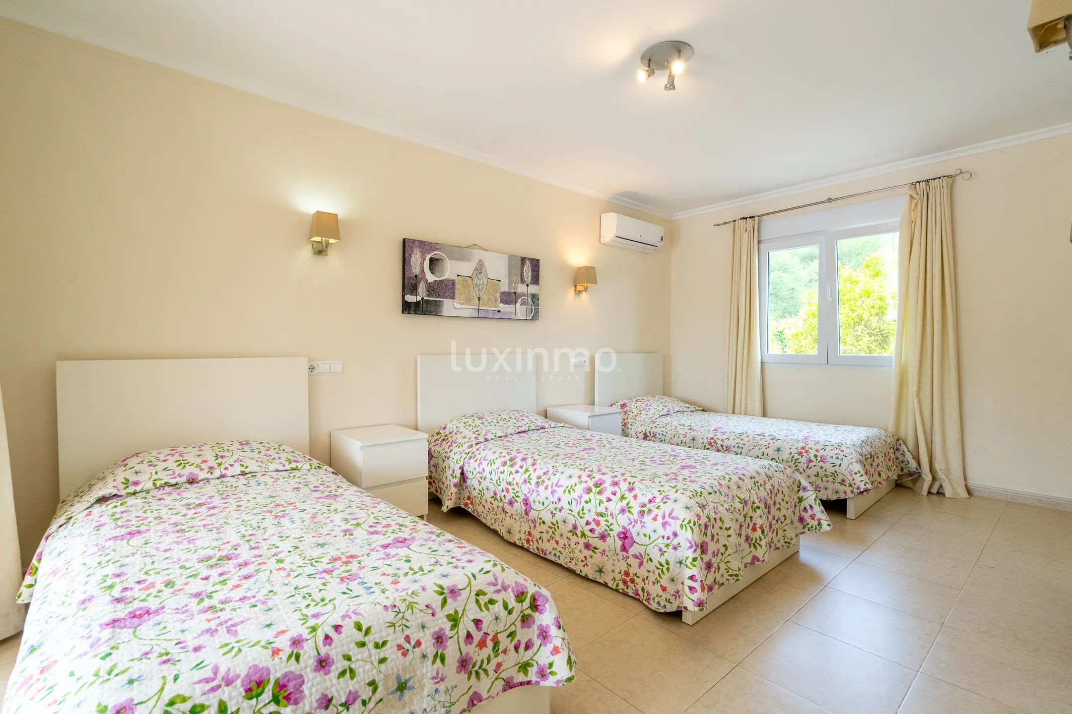 Zu verkaufen Villa mit privatem Pool in Javea — photo 30