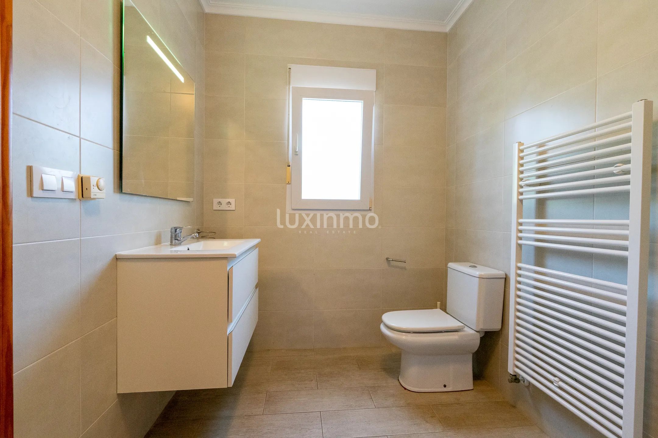 Zu verkaufen Villa mit privatem Pool in Javea — photo 27