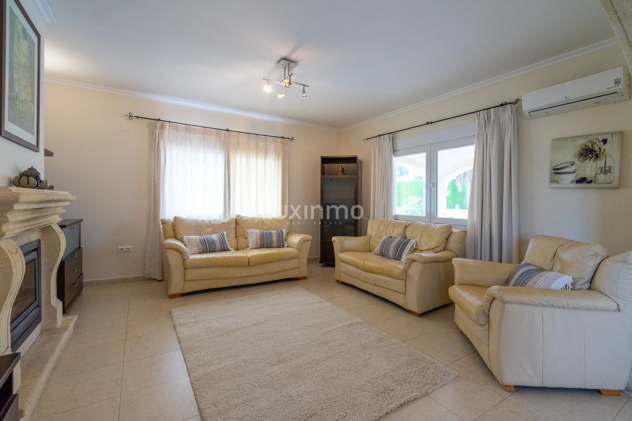 Zu verkaufen Villa mit privatem Pool in Javea — photo 16