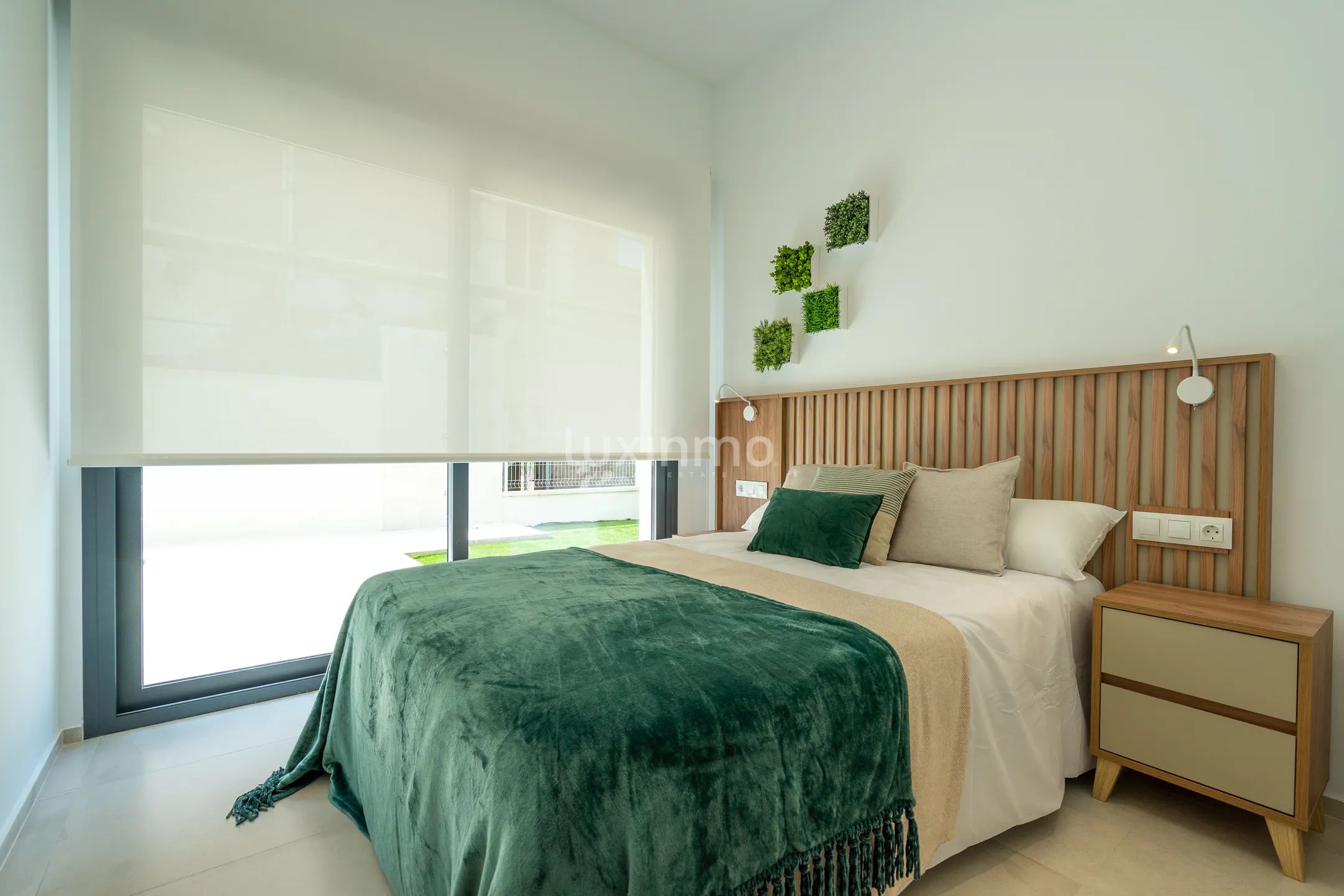 Modern Villa in Sierra Cortina Urbanization — photo 10