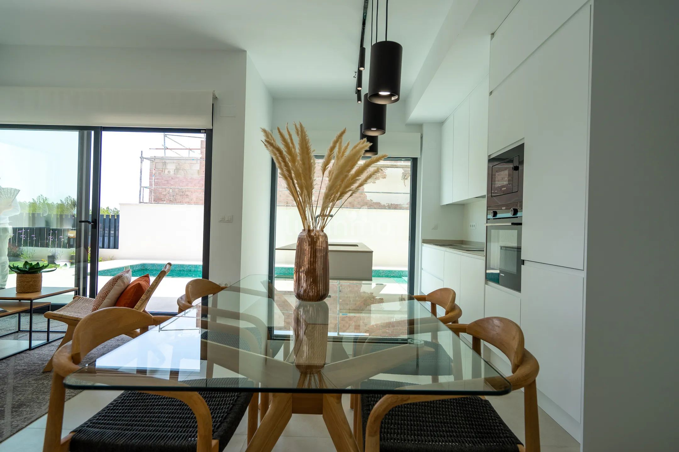 Modern Villa in Sierra Cortina Urbanization — photo 13