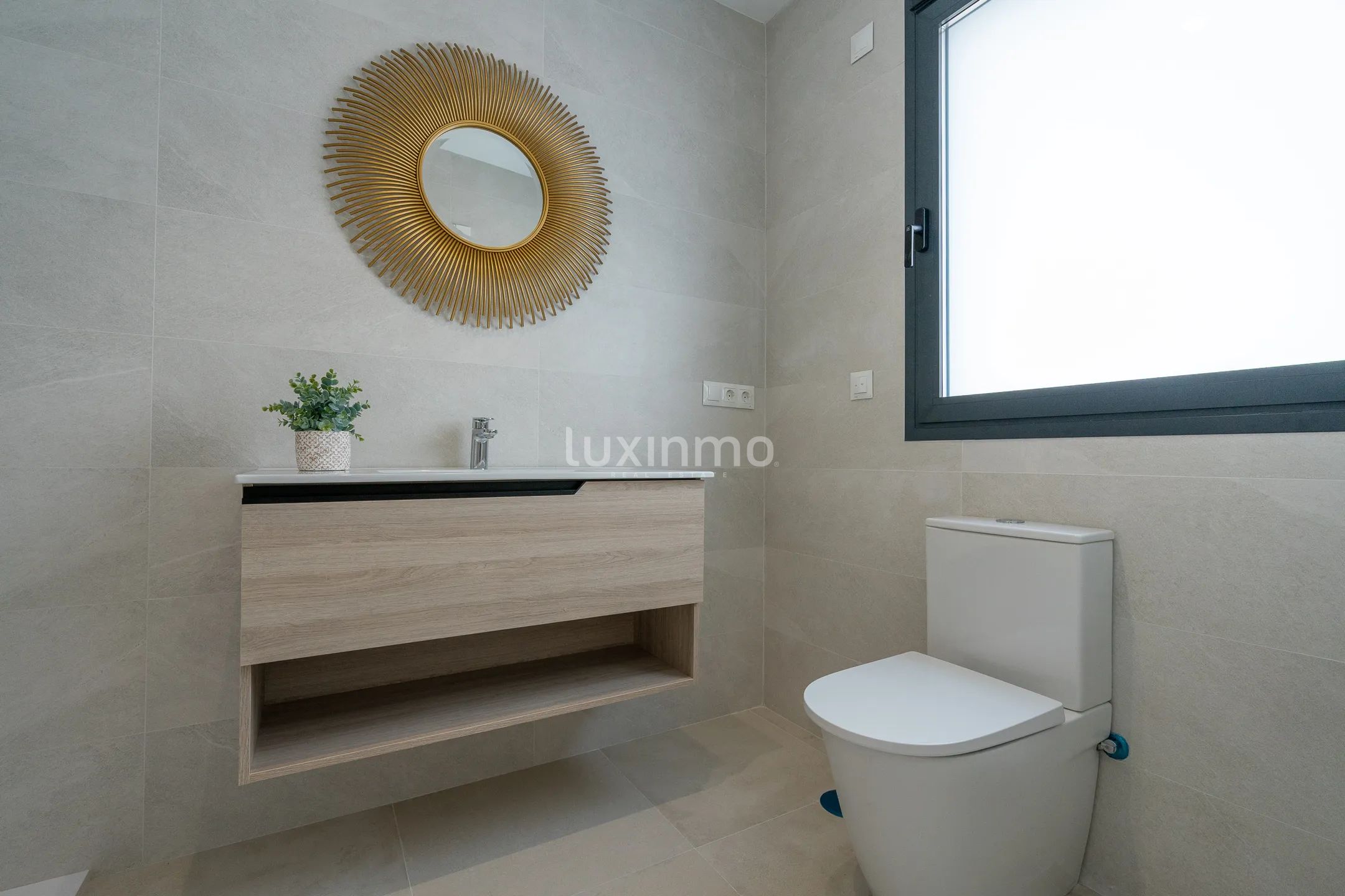 Modern Villa in Sierra Cortina Urbanization — photo 9
