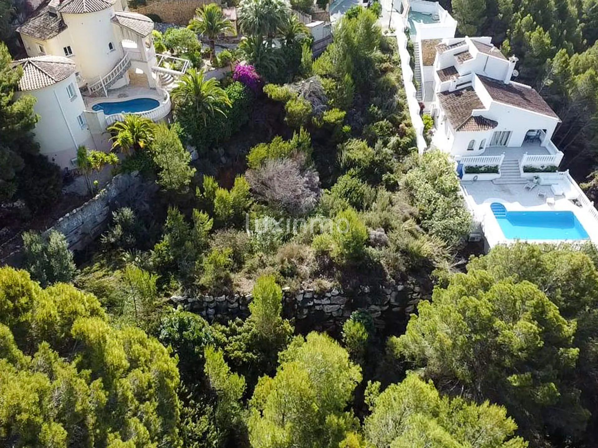 Fantastisk byggbar tomt med havsutsikt i prestigefyllda Altea Hills
