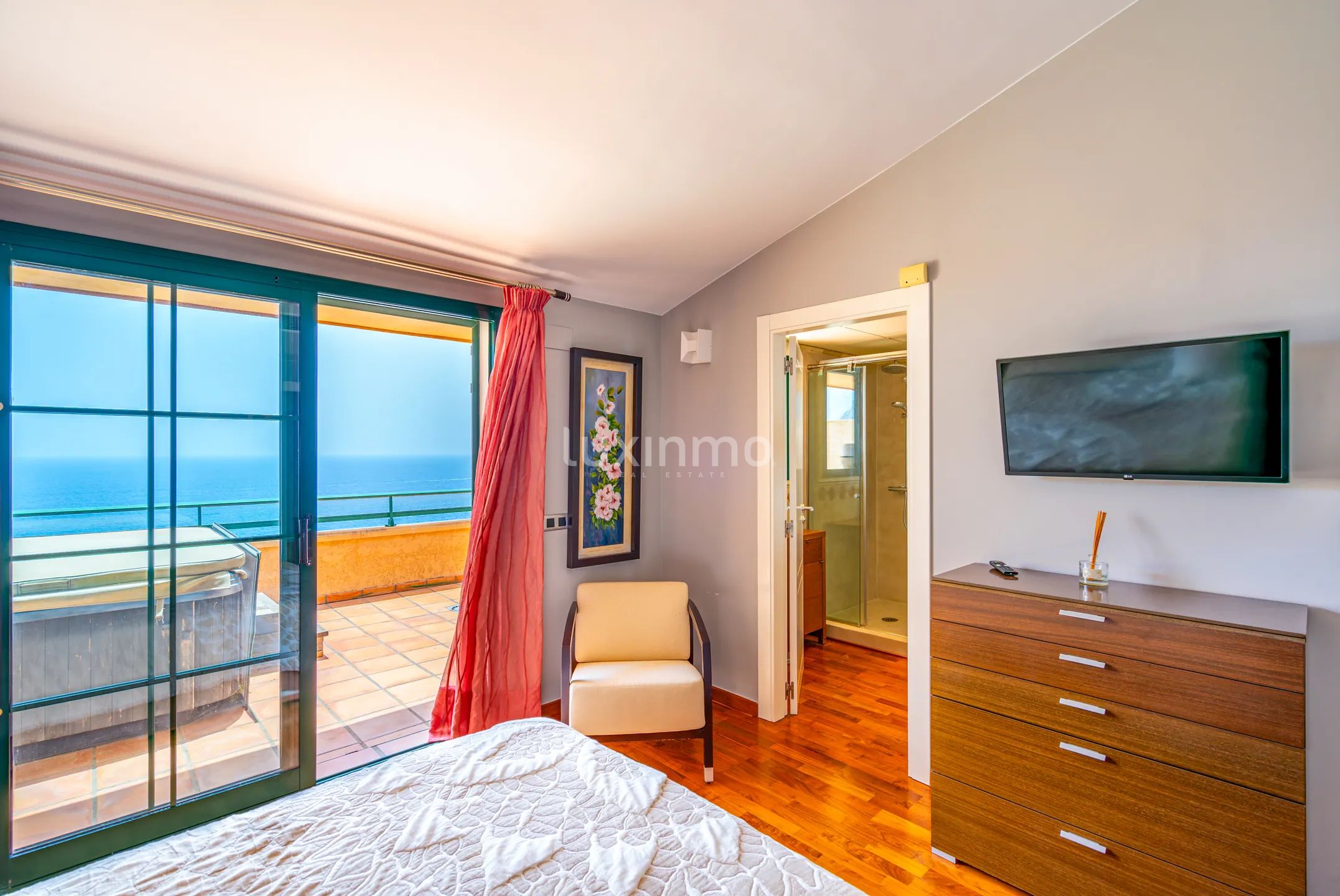 Impresionante ático con vistas al mar y a la montaña en Mascarat Altea — photo 15