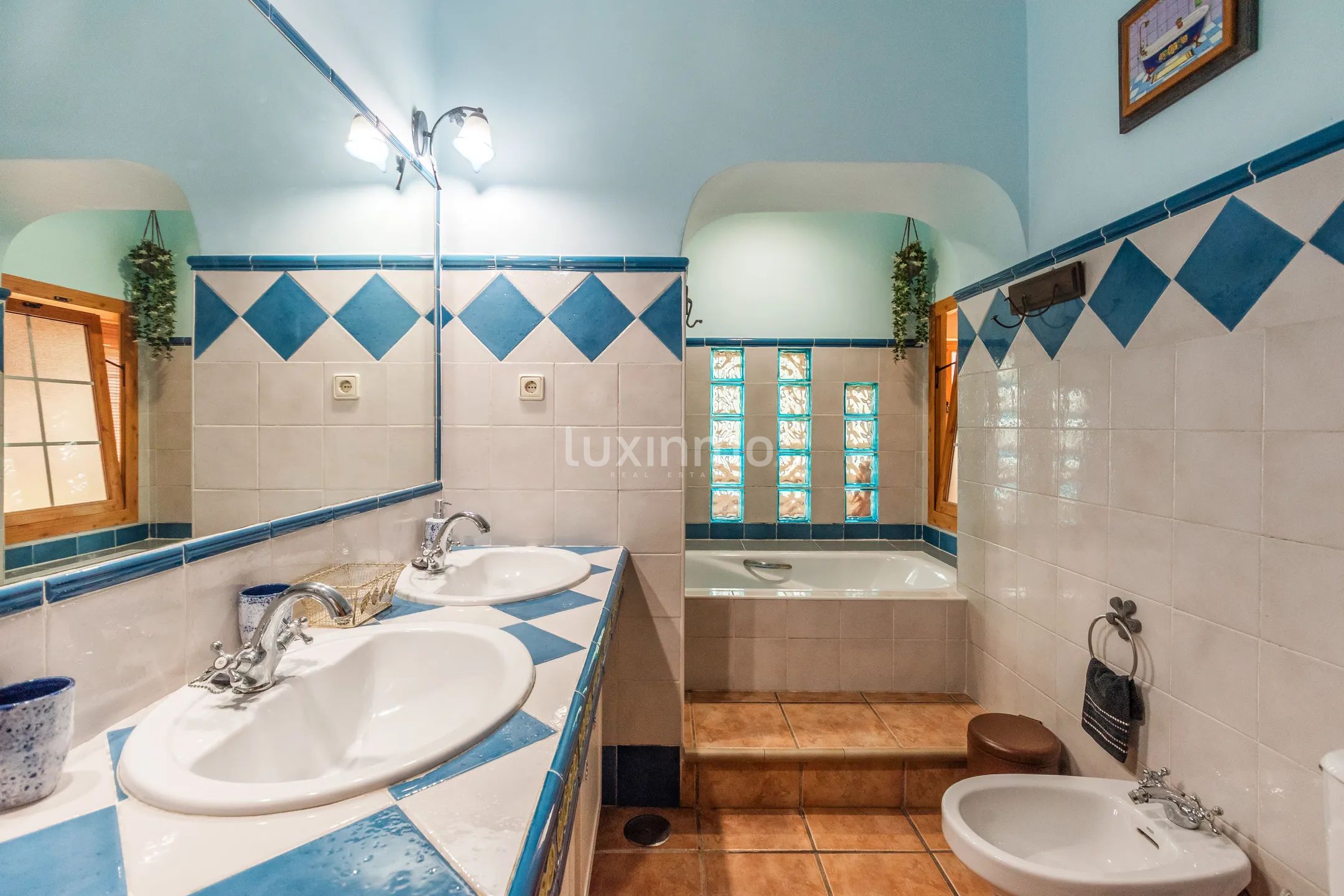 Beautiful villa with swimming pool for rent in La Nucia — photo 19