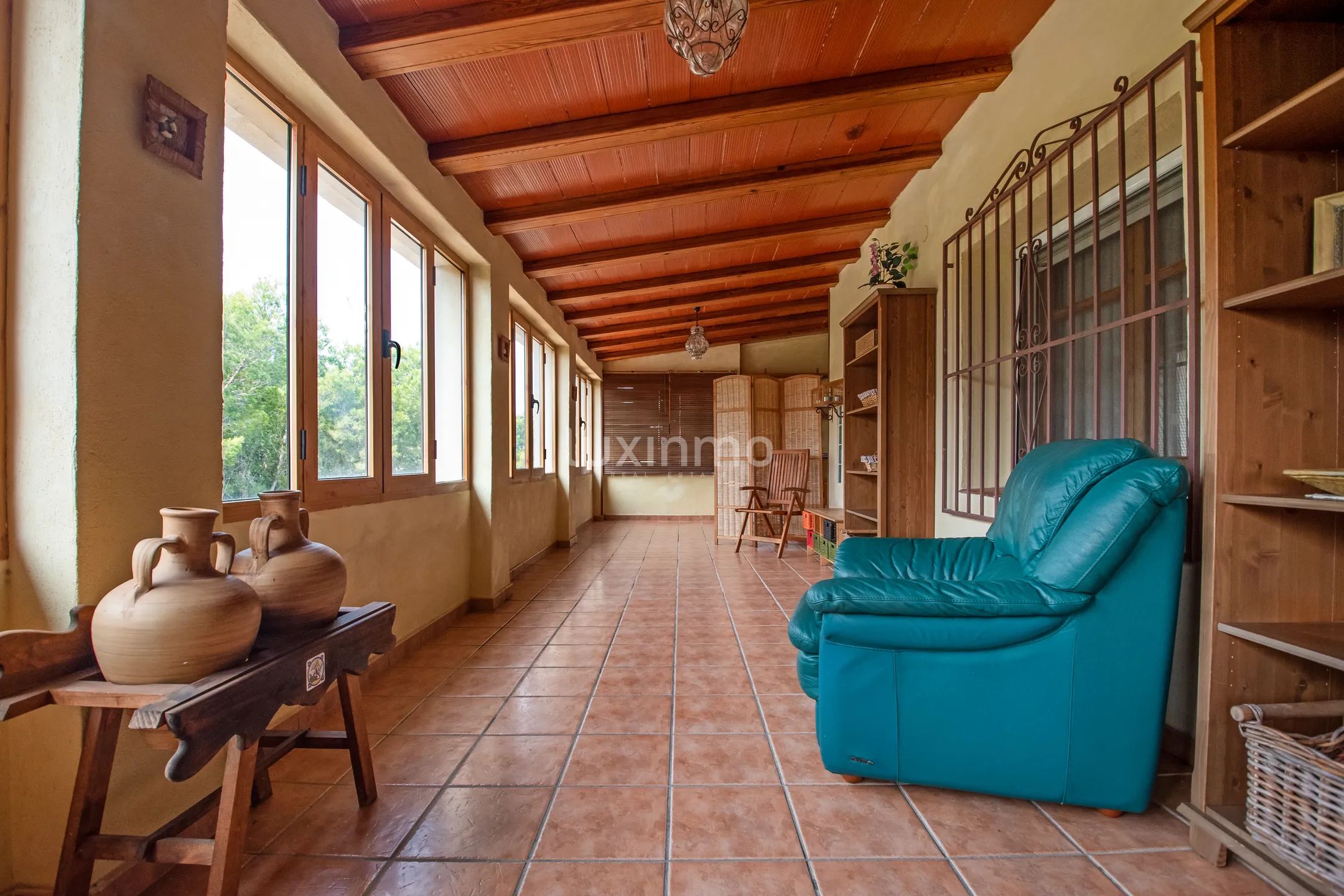 Beautiful villa with swimming pool for rent in La Nucia — photo 12