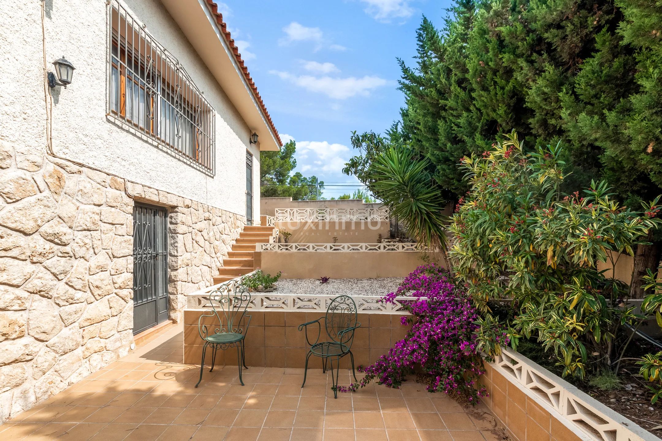 Beautiful villa with swimming pool for rent in La Nucia — photo 3