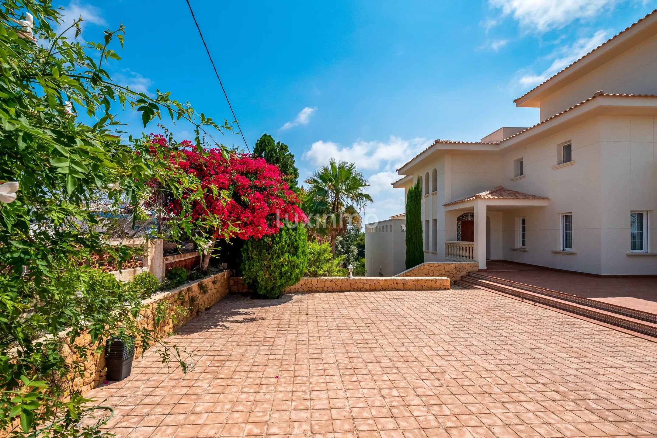 Unique villa for sale in Benidorm with magnificent views — photo 33