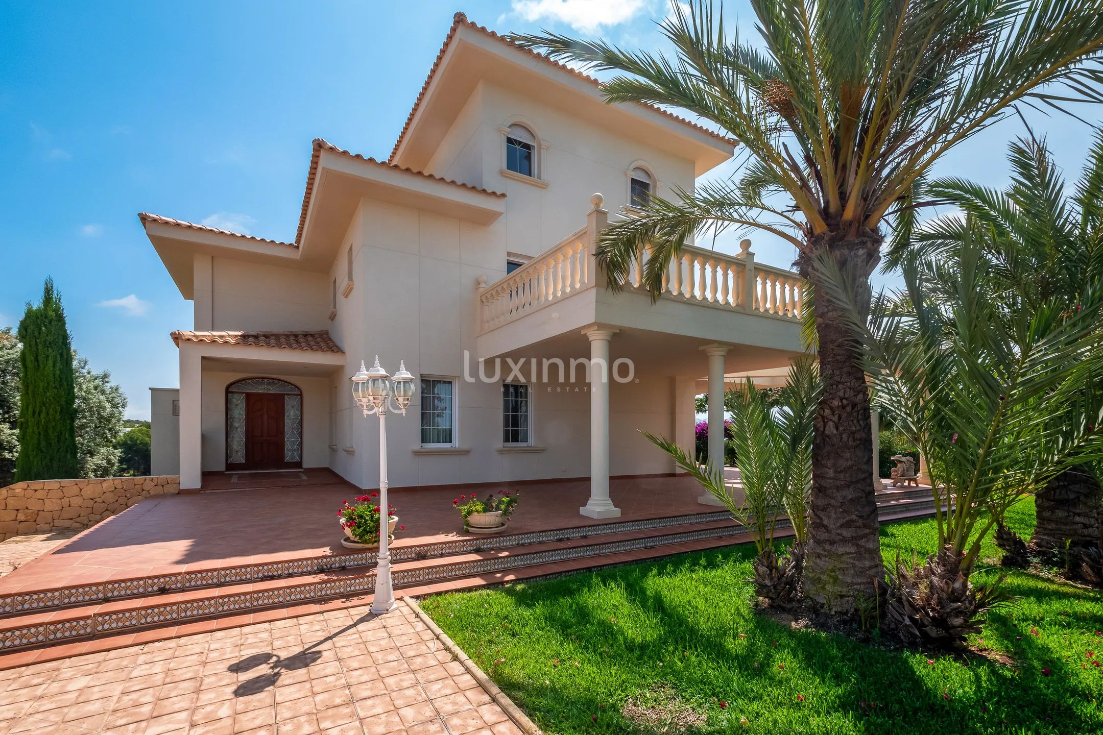 Einzigartige Villa zum Verkauf in Benidorm mit herrlichem Blick — photo 35