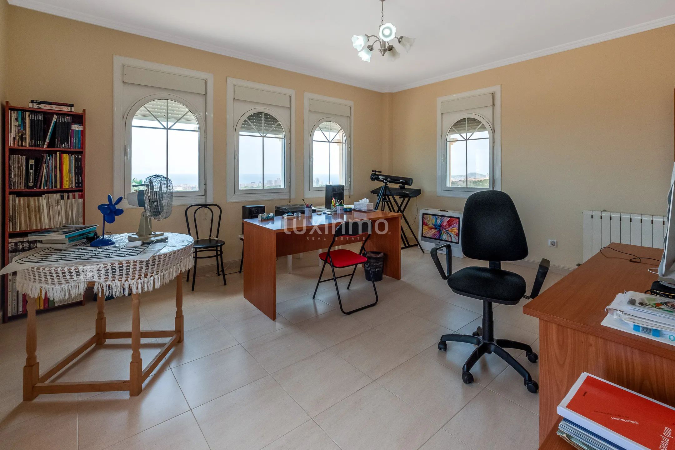 Einzigartige Villa zum Verkauf in Benidorm mit herrlichem Blick — photo 23