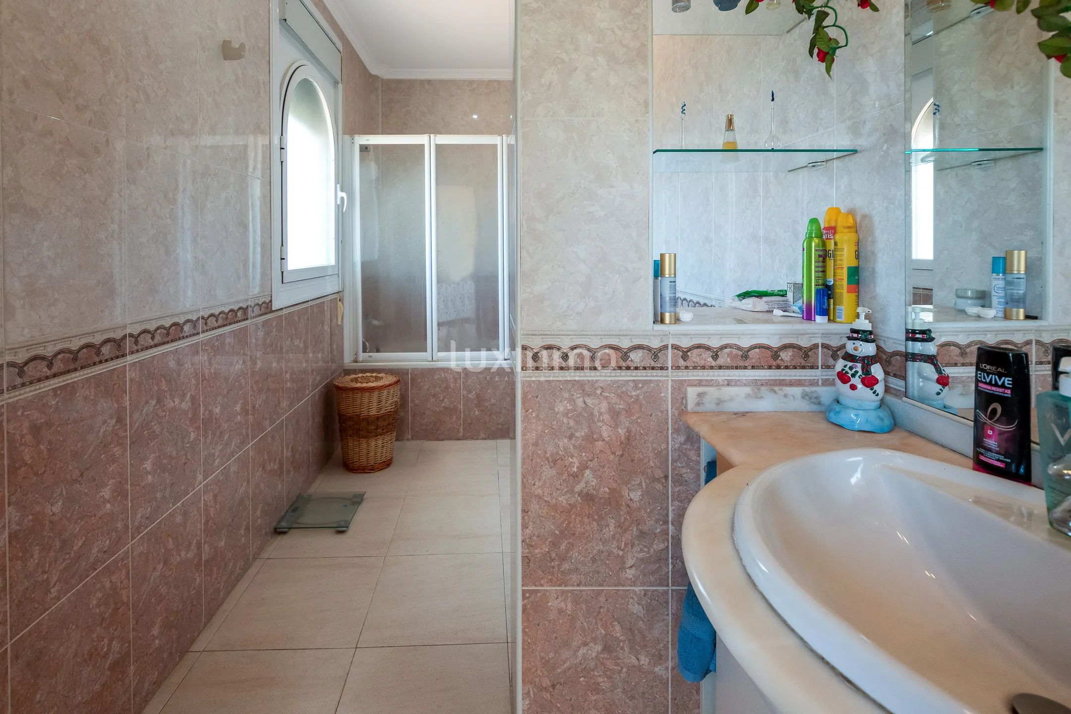 Einzigartige Villa zum Verkauf in Benidorm mit herrlichem Blick — photo 16