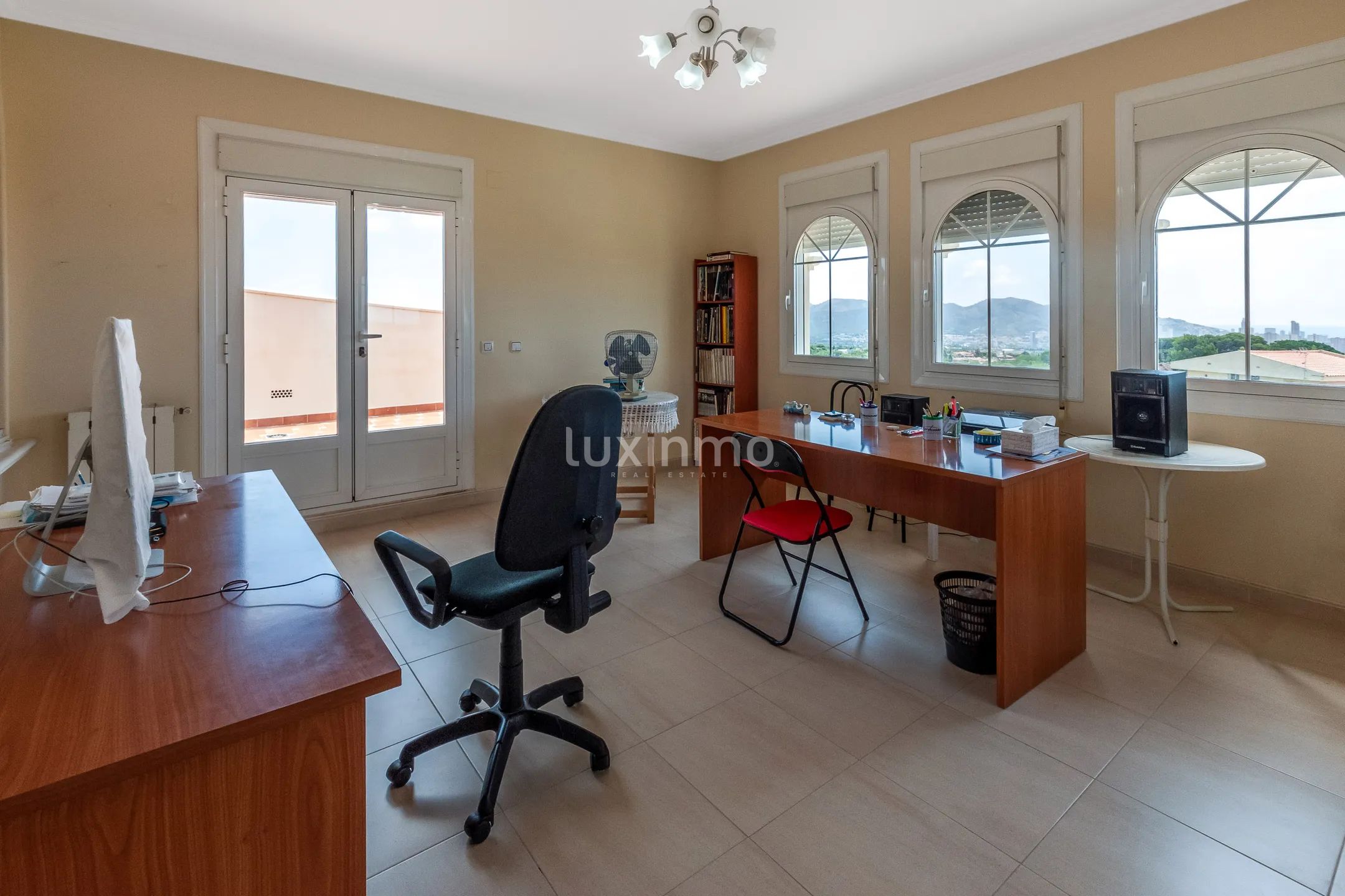 Einzigartige Villa zum Verkauf in Benidorm mit herrlichem Blick — photo 24