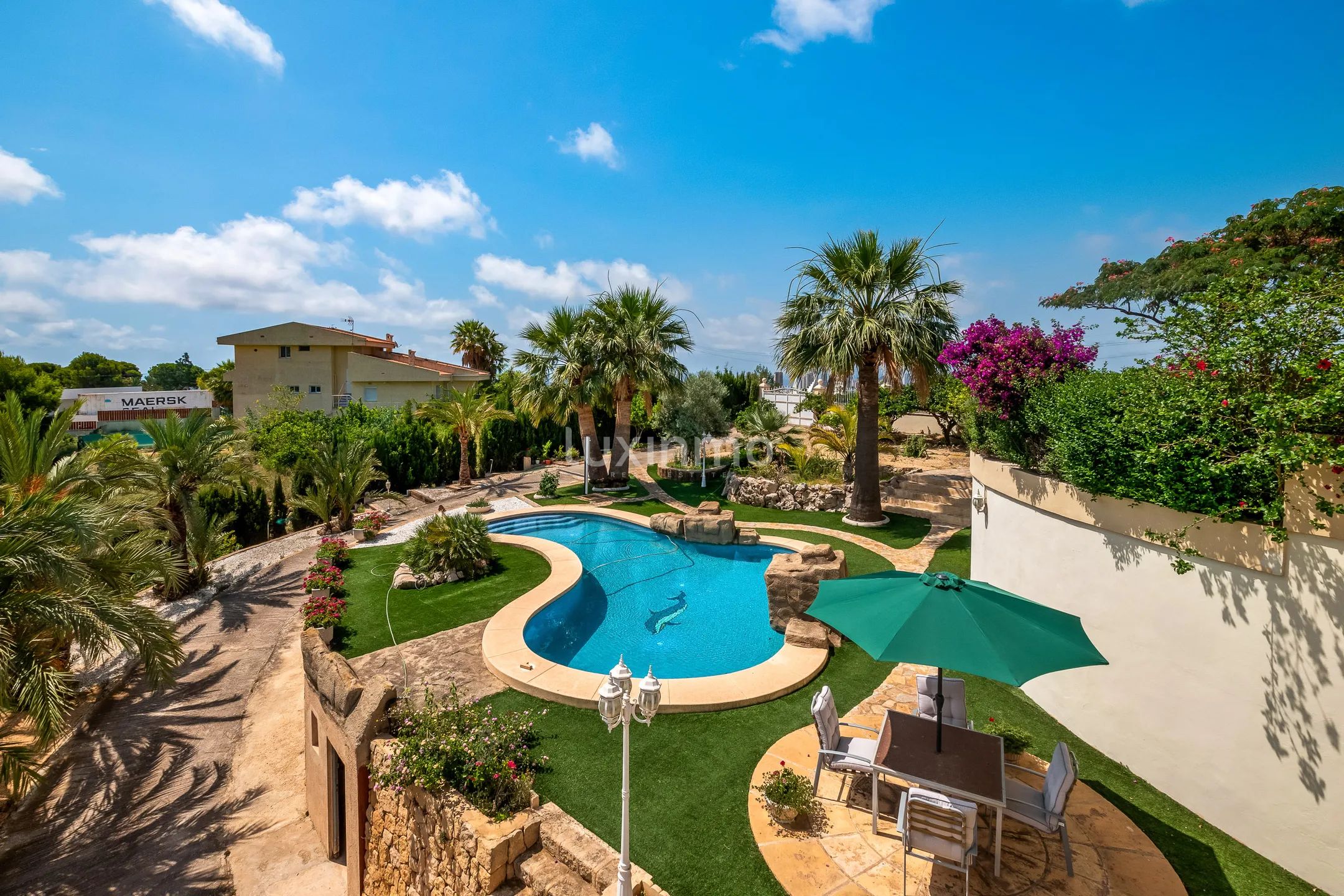 Unique villa for sale in Benidorm with magnificent views — photo 2