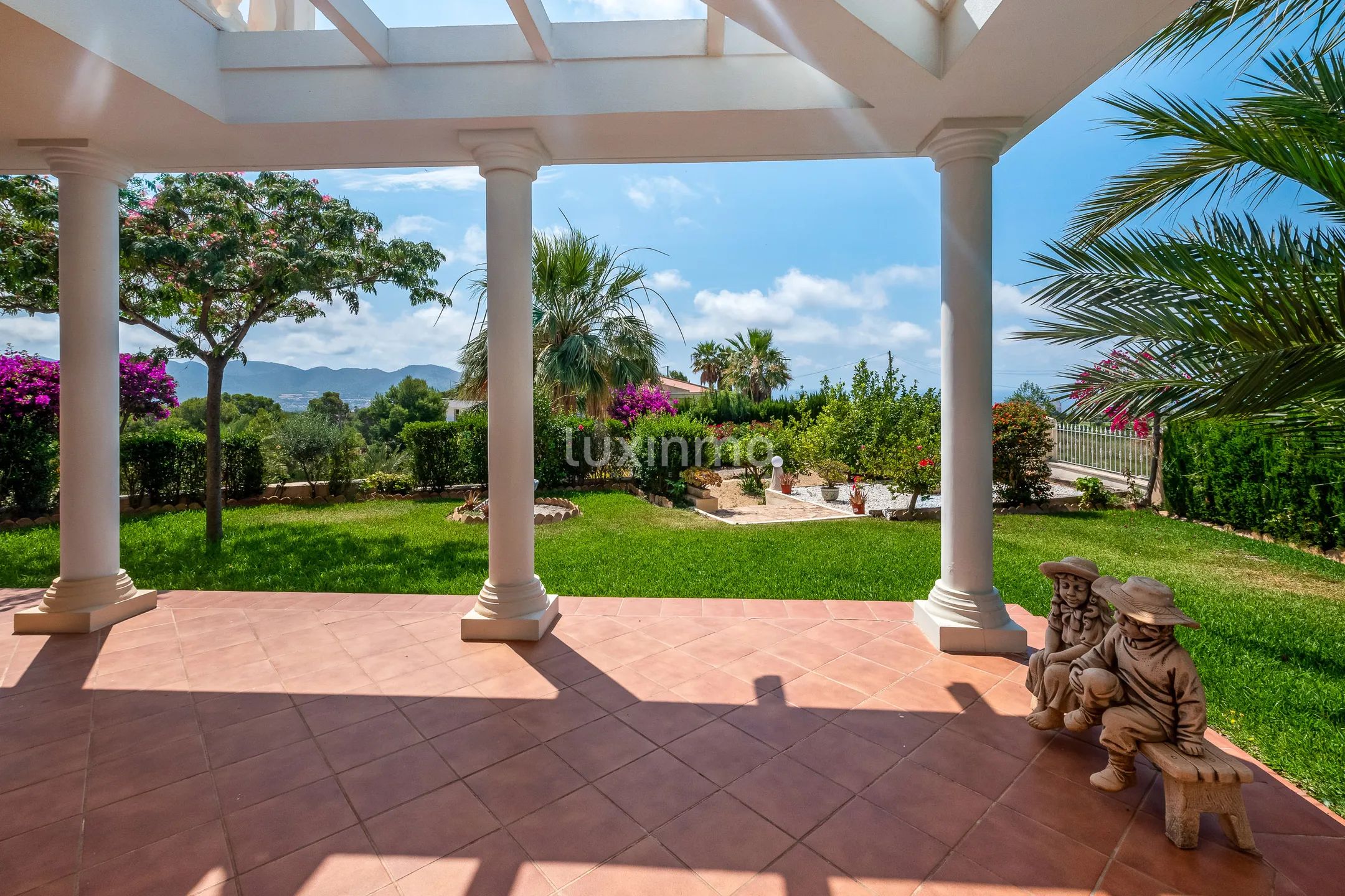 Unique villa for sale in Benidorm with magnificent views — photo 7