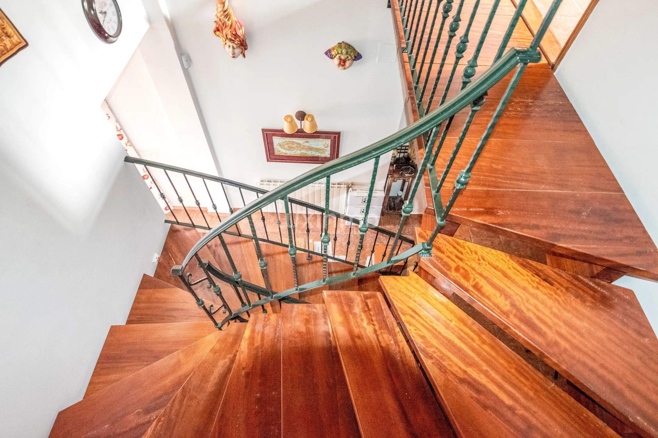 Charming rustic house with breathtaking views of the sea and mountains in La Nucia — photo 15