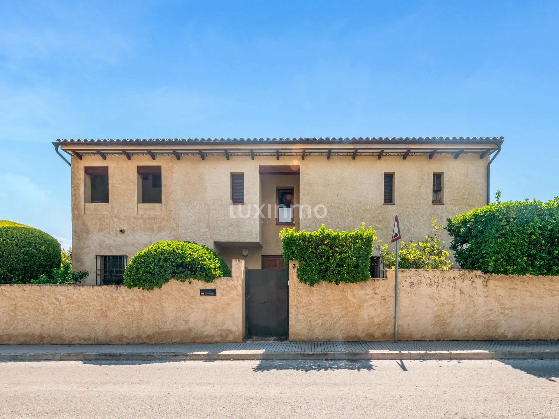Charming rustic house with breathtaking views of the sea and mountains in La Nucia