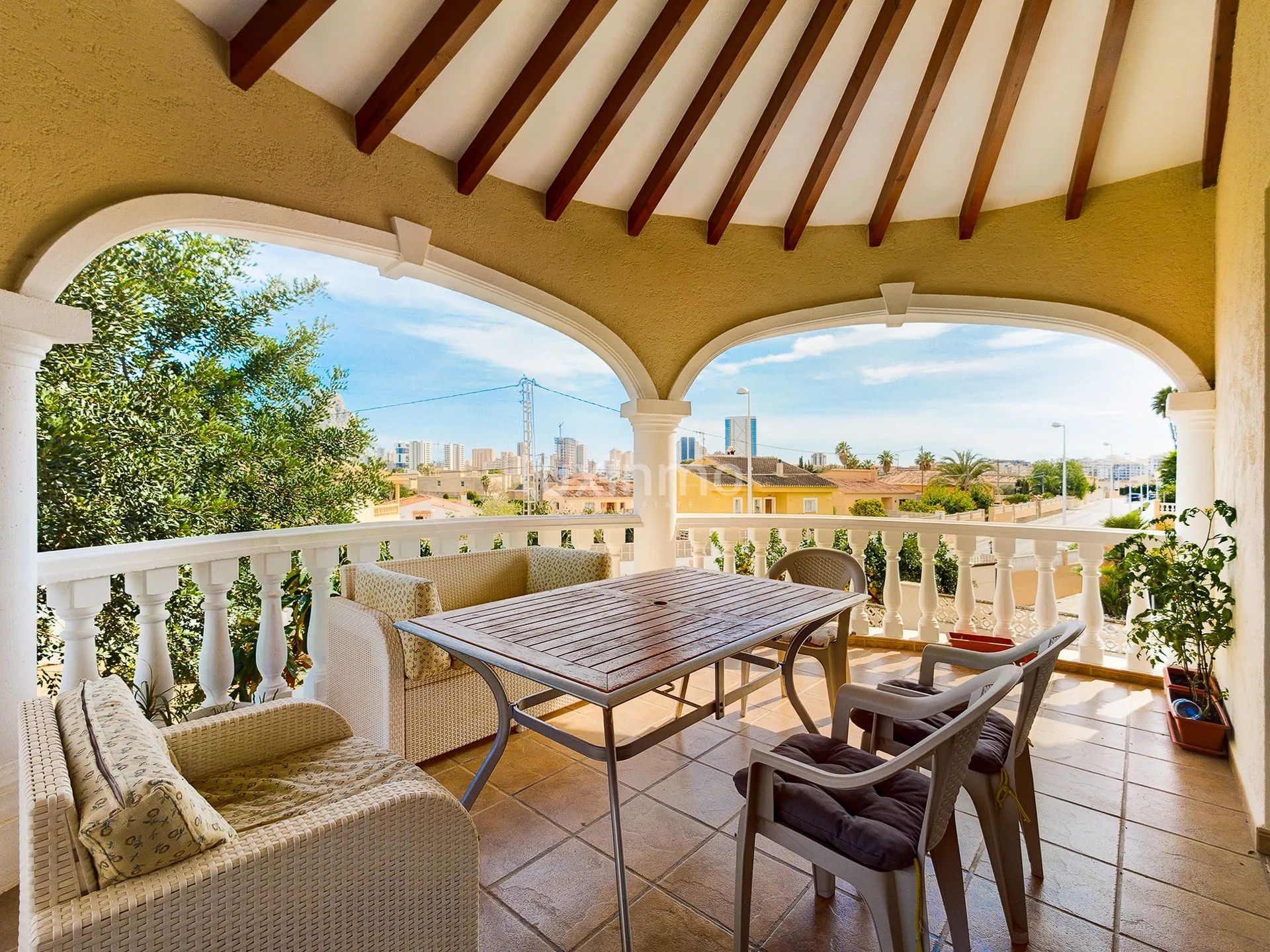 Charming colonial house with sea views in Calpe — photo 2