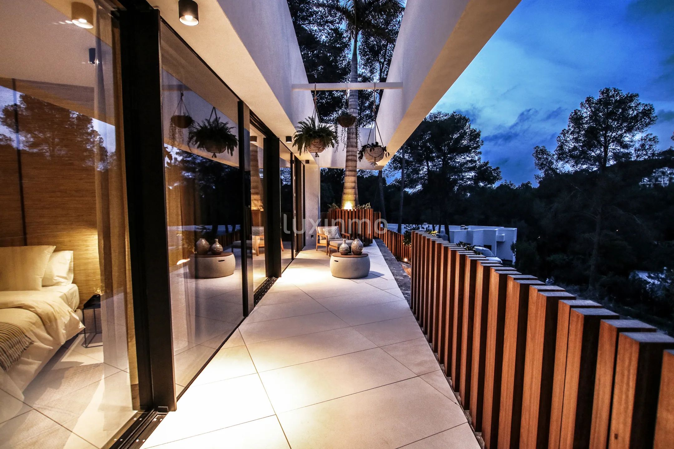 Villa contemporaine chaleureuse à Can Furnet — photo 15