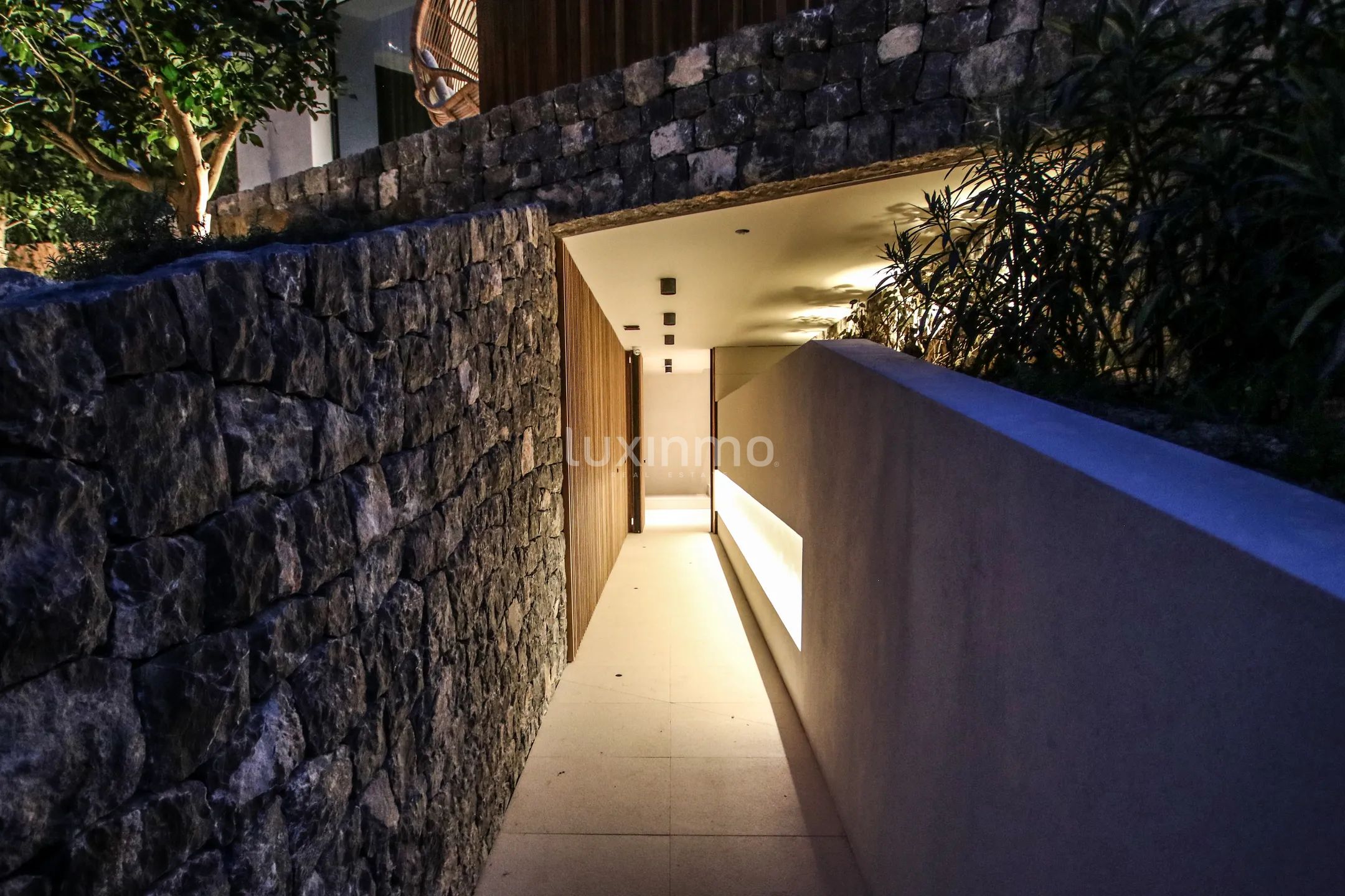 Villa contemporaine chaleureuse à Can Furnet — photo 29