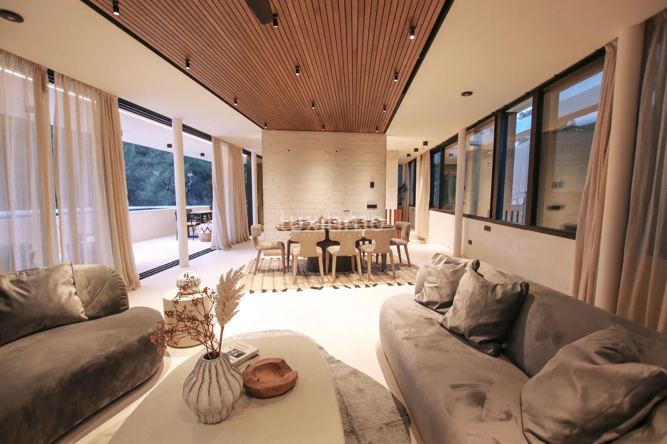 Villa contemporaine chaleureuse à Can Furnet — photo 8