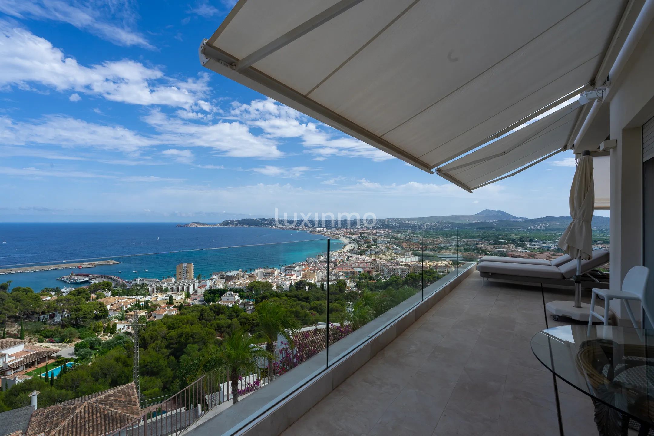 Villa with panoramic sea views in La Corona, Javea — photo 2