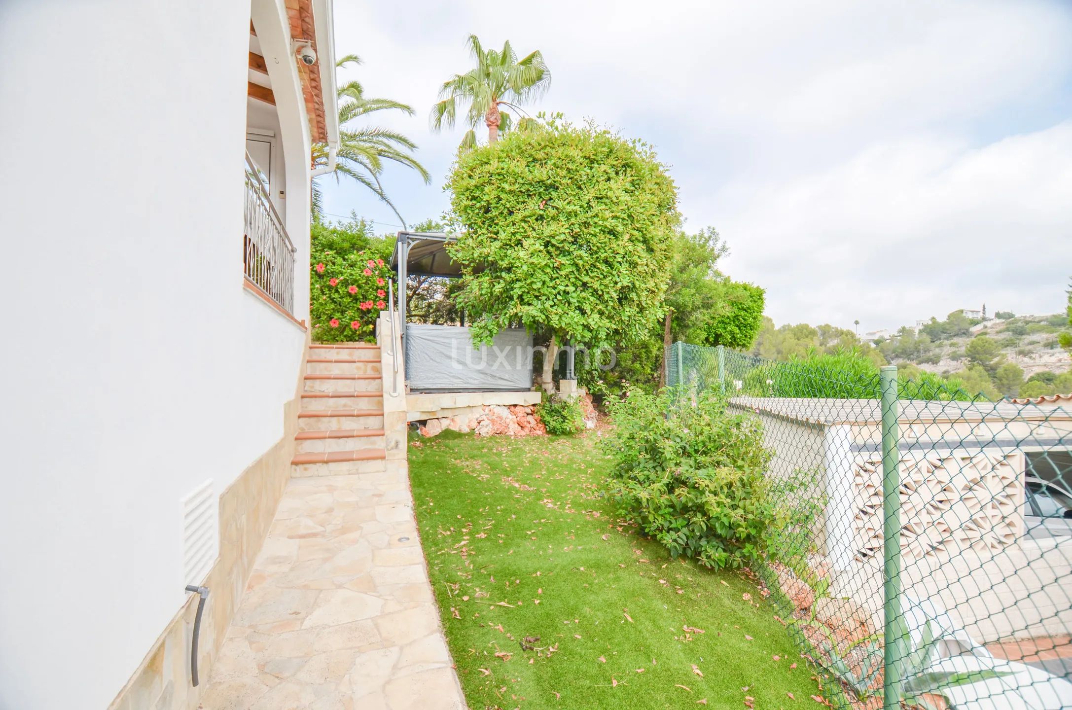 Till salu charmigt hus med öppen utsikt i Denia — photo 17