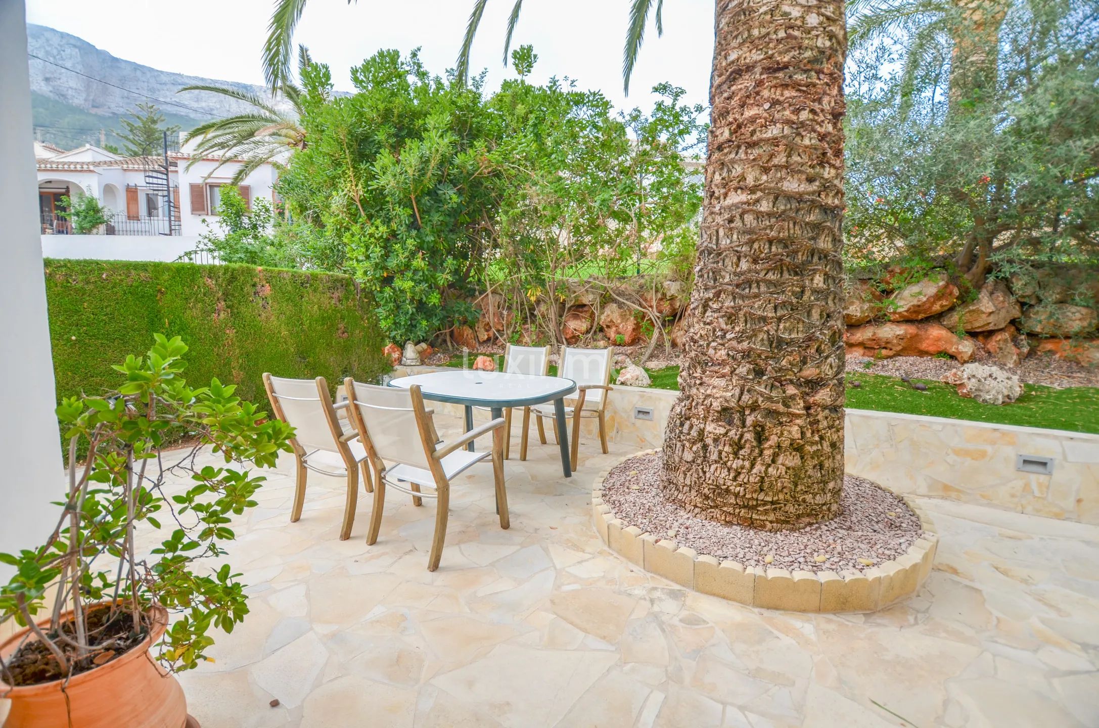 Till salu charmigt hus med öppen utsikt i Denia — photo 21