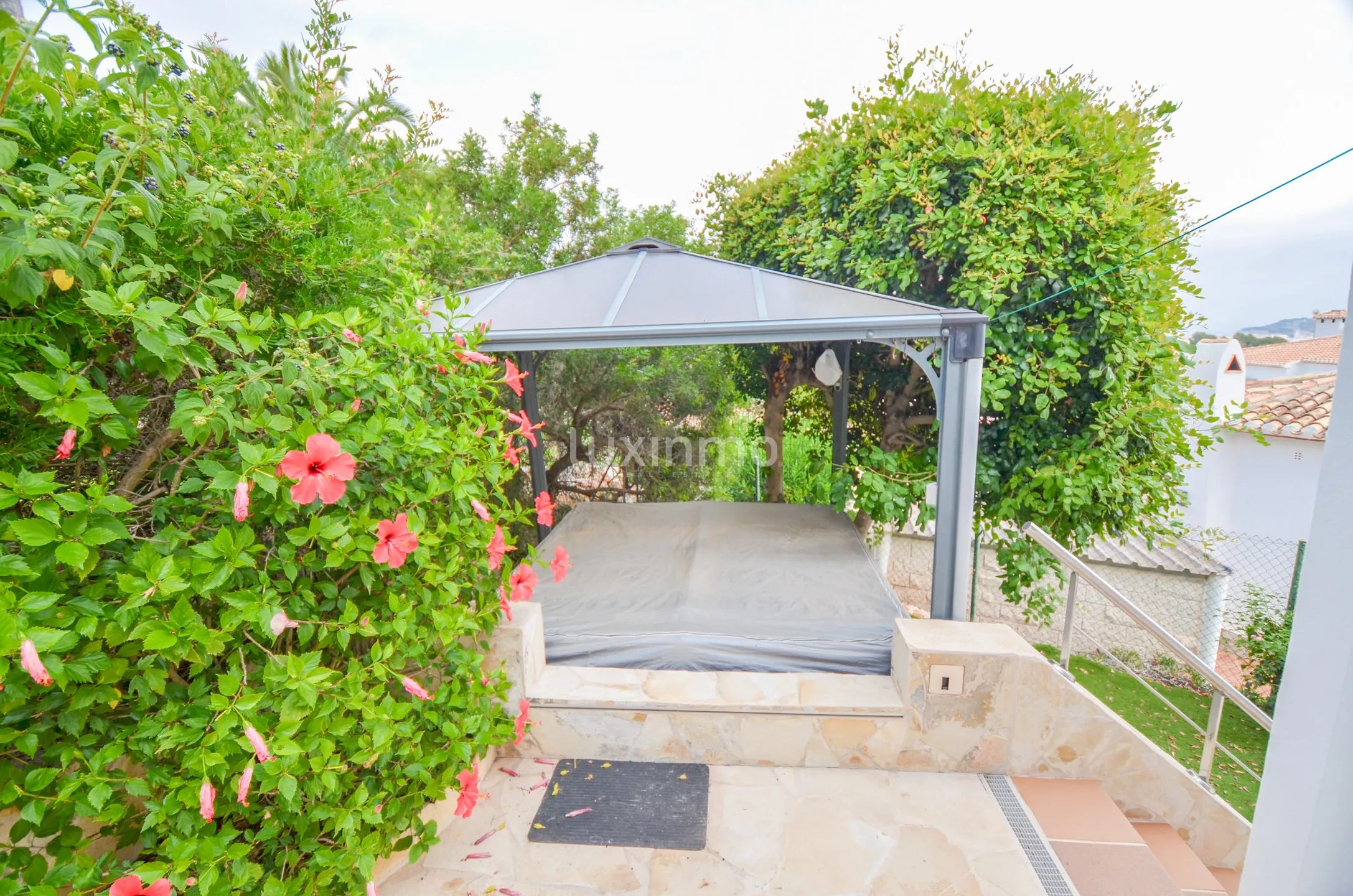 Till salu charmigt hus med öppen utsikt i Denia — photo 18