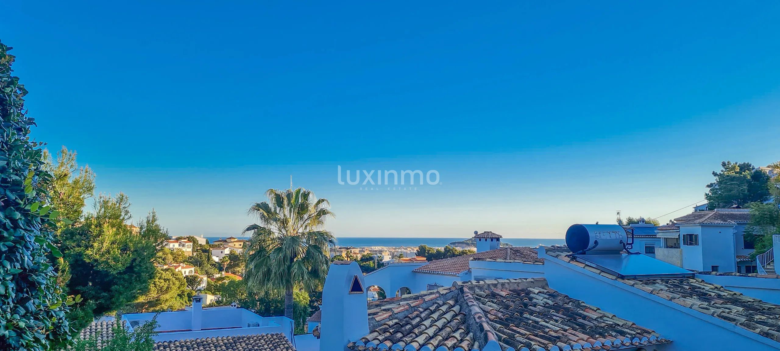 Till salu charmigt hus med öppen utsikt i Denia — photo 8