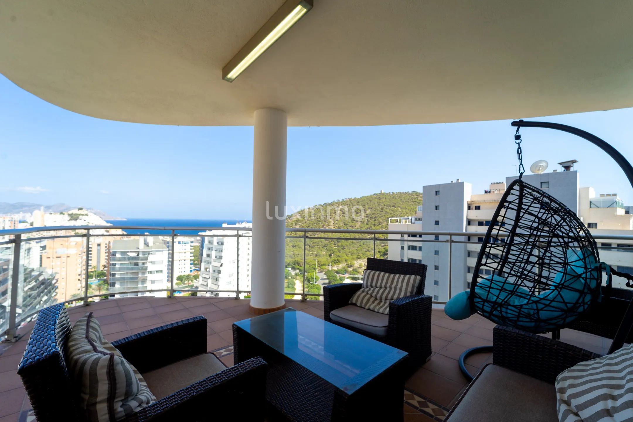 Takvåning med panoramautsikt över havet i Villajoyosa — photo 13