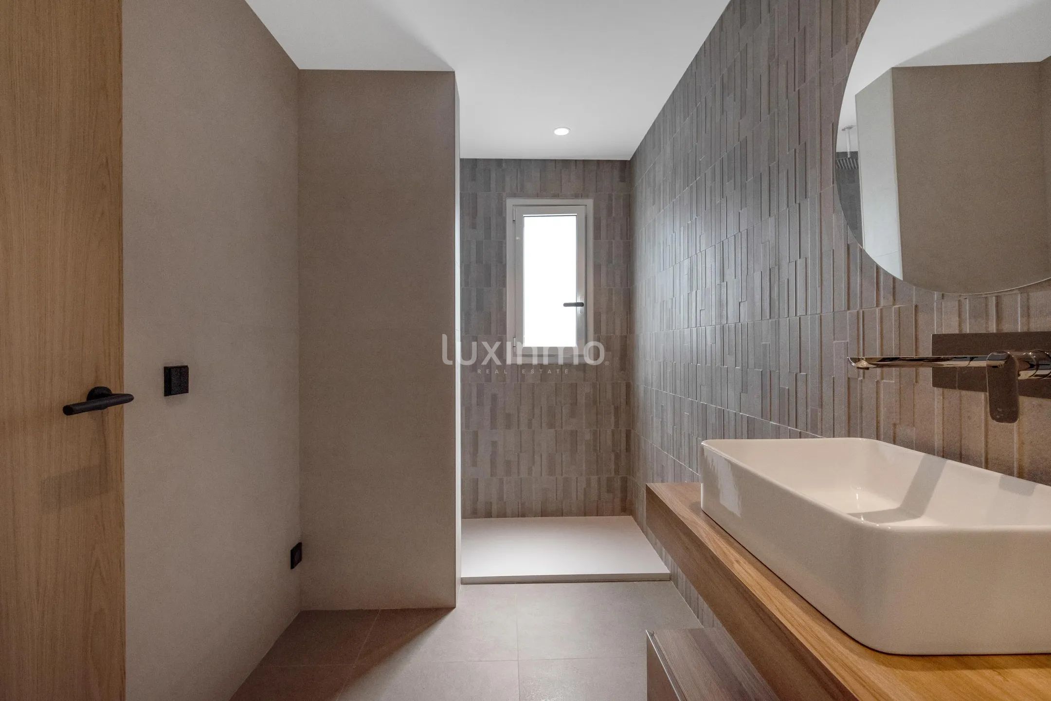 Uniek gerenoveerd luxe penthouse aan het Levante strand — photo 29
