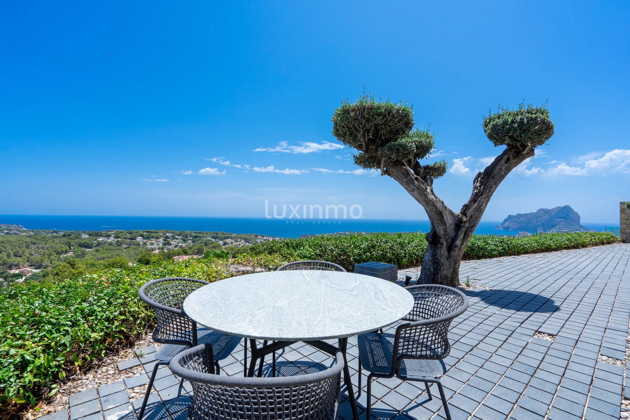 Luxe villa met uitzicht op zee in Benissa — photo 47