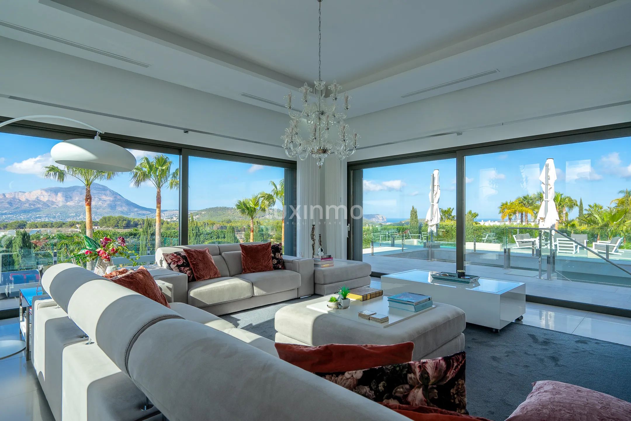 Luxurious 6-Bedroom Villa with Stunning Sea Views in Cansalades, Jávea — photo 8