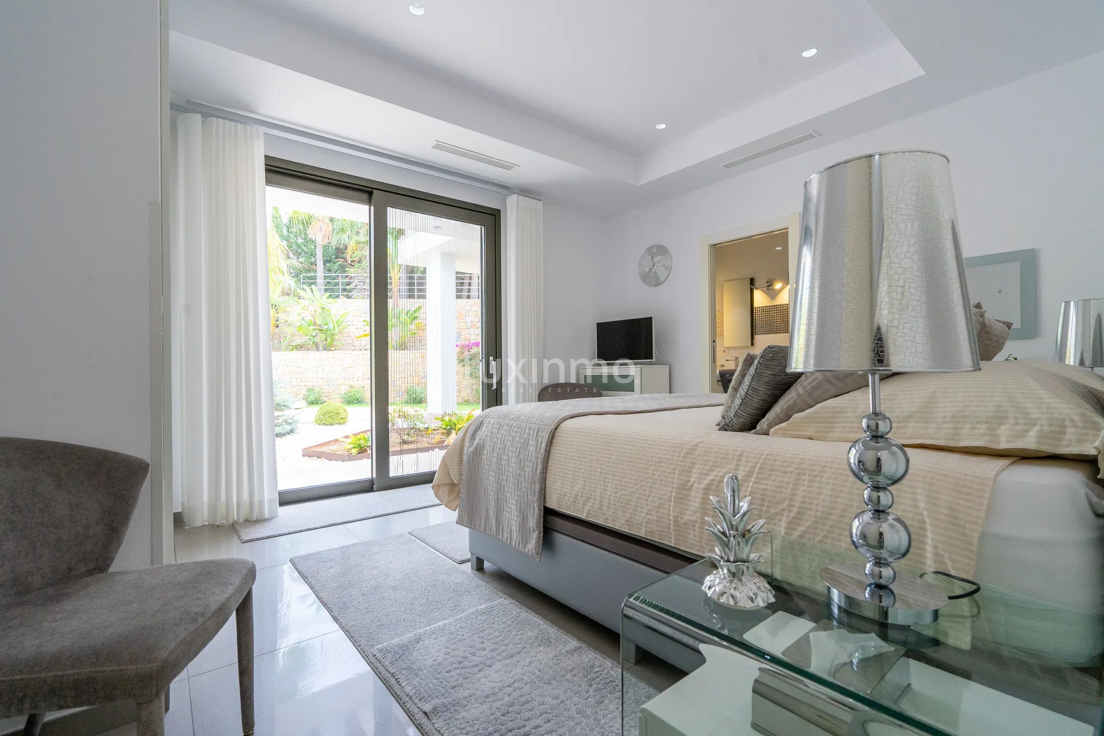 Luxurious 6-Bedroom Villa with Stunning Sea Views in Cansalades, Jávea — photo 33