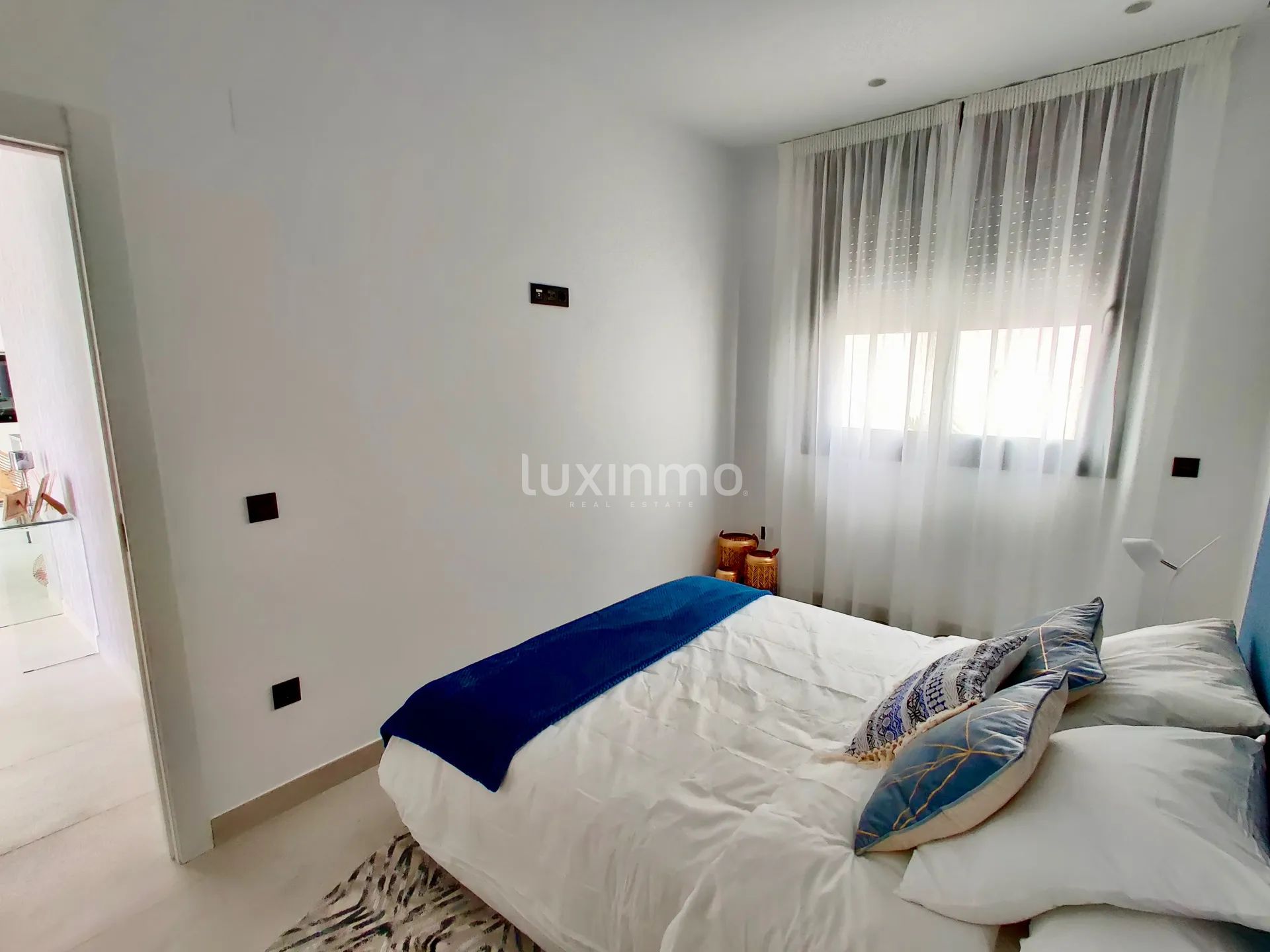 Lujosa villa unifamiliar sostenible de calidades inmejorables en Polop — photo 41