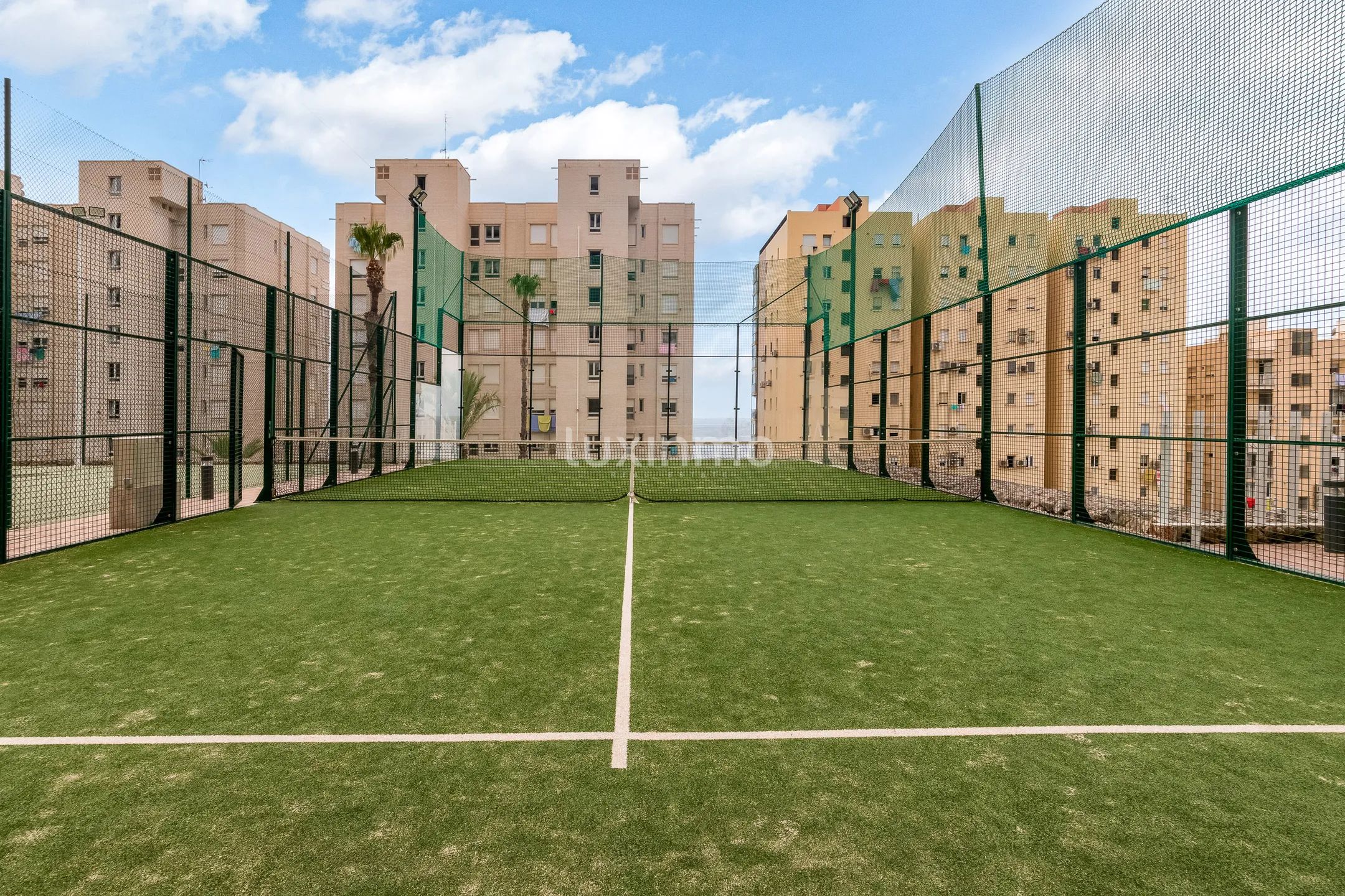 Luxury flat for sale with sea views in Benidorm — photo 32