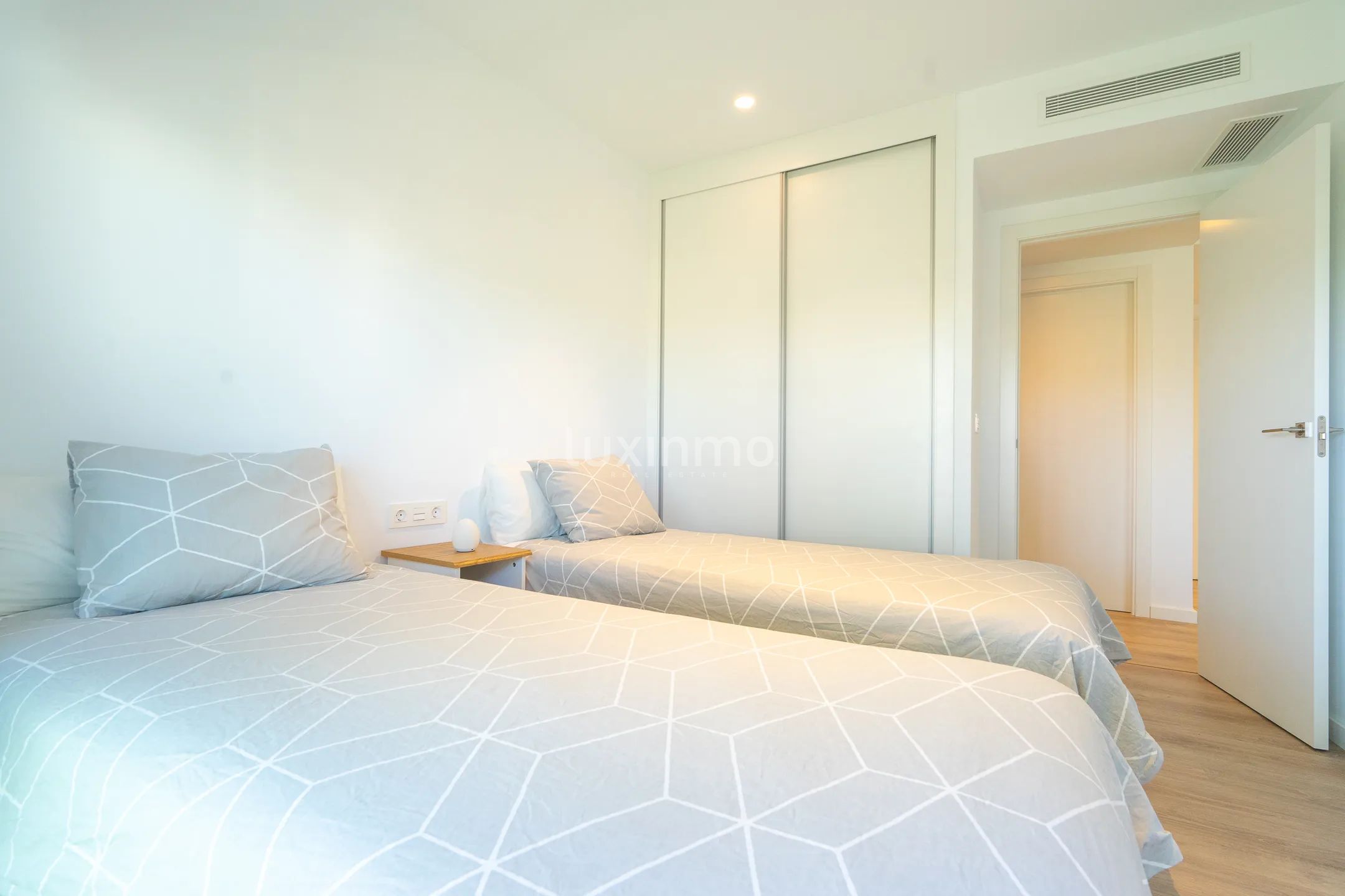 Neubauwohnung zur Miete im Zentrum von Javea — photo 13