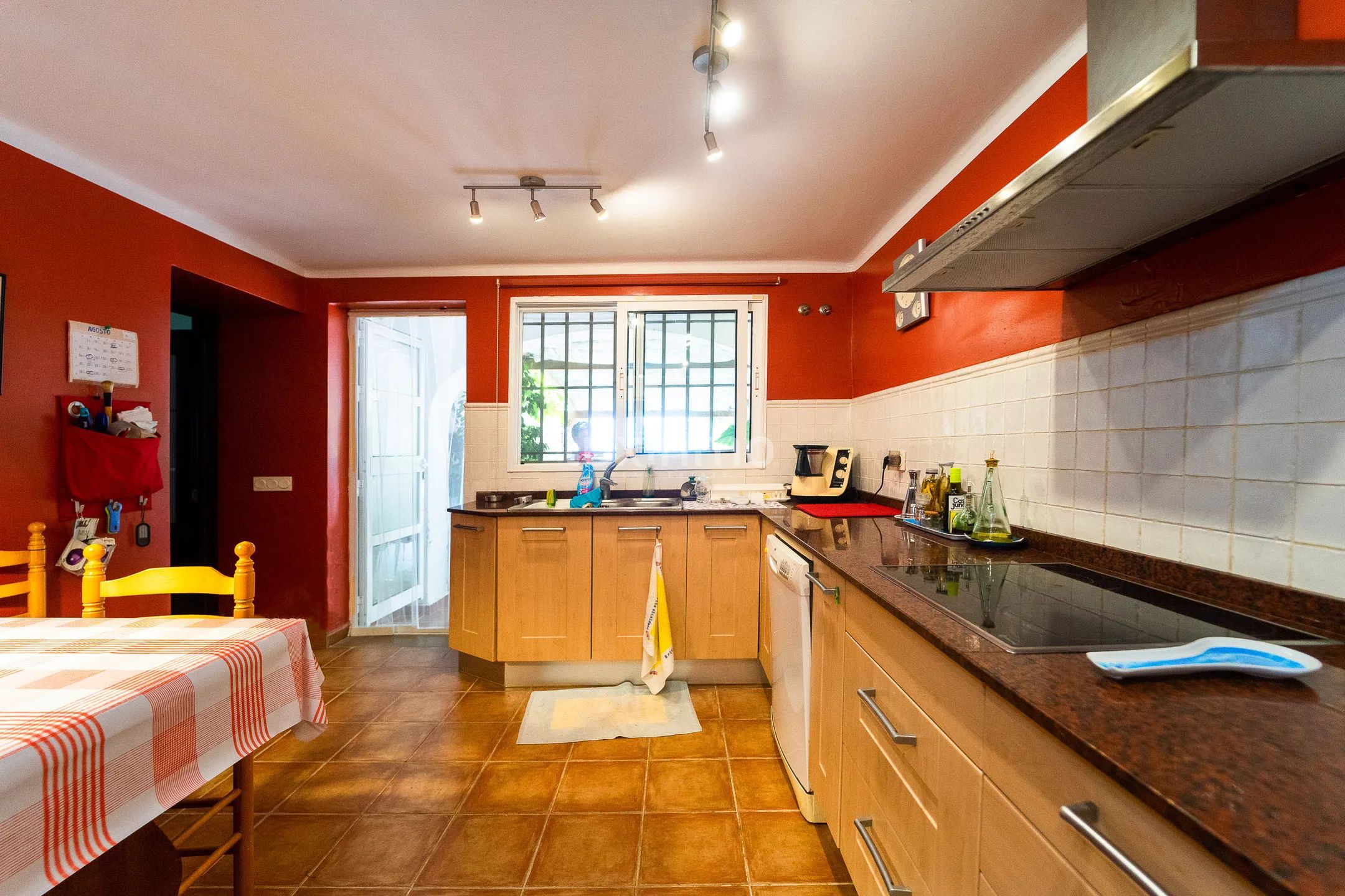 Ancienne maison de pêcheur avec vue sur la mer à Calpe — photo 36