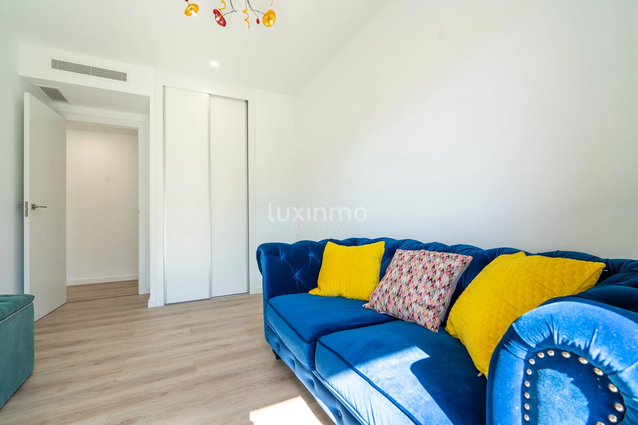 Toppleilighet med havutsikt i sentrum av Javea — photo 15