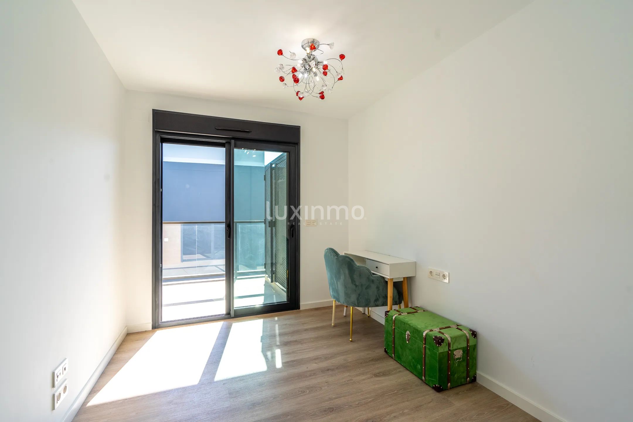 Toppleilighet med havutsikt i sentrum av Javea — photo 17