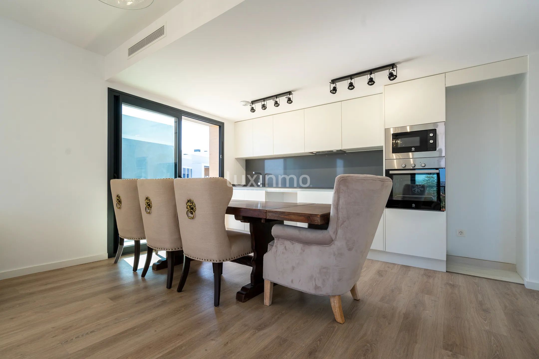 Toppleilighet med havutsikt i sentrum av Javea — photo 11