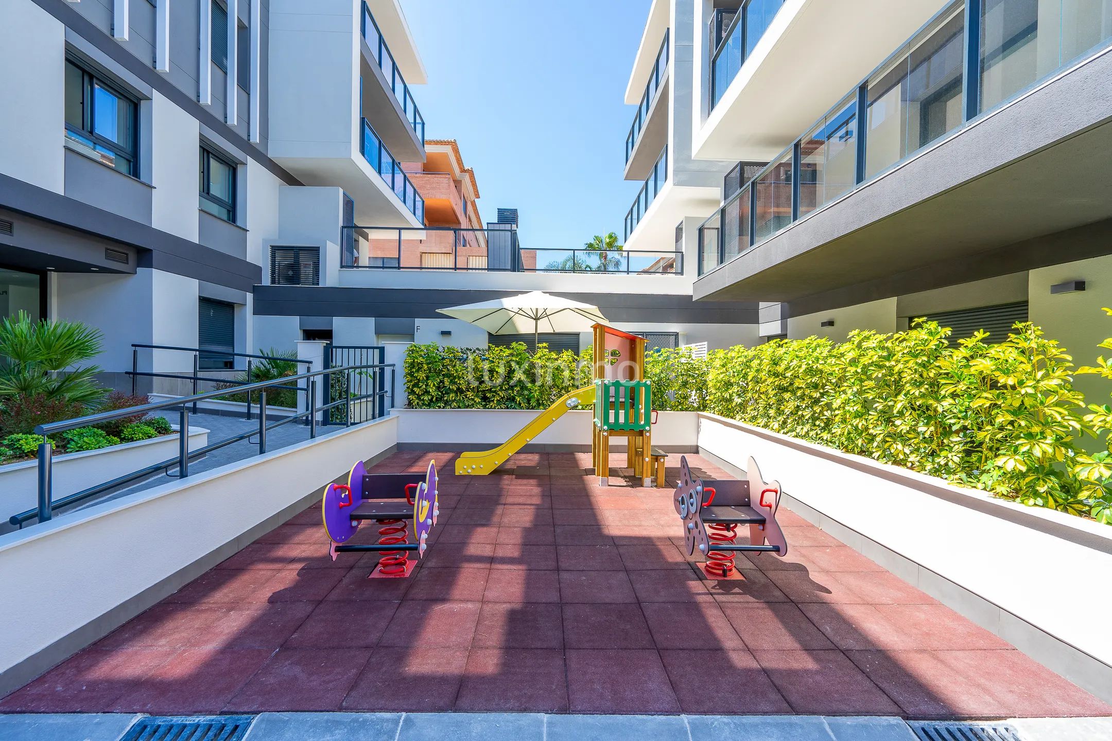 Toppleilighet med havutsikt i sentrum av Javea — photo 37