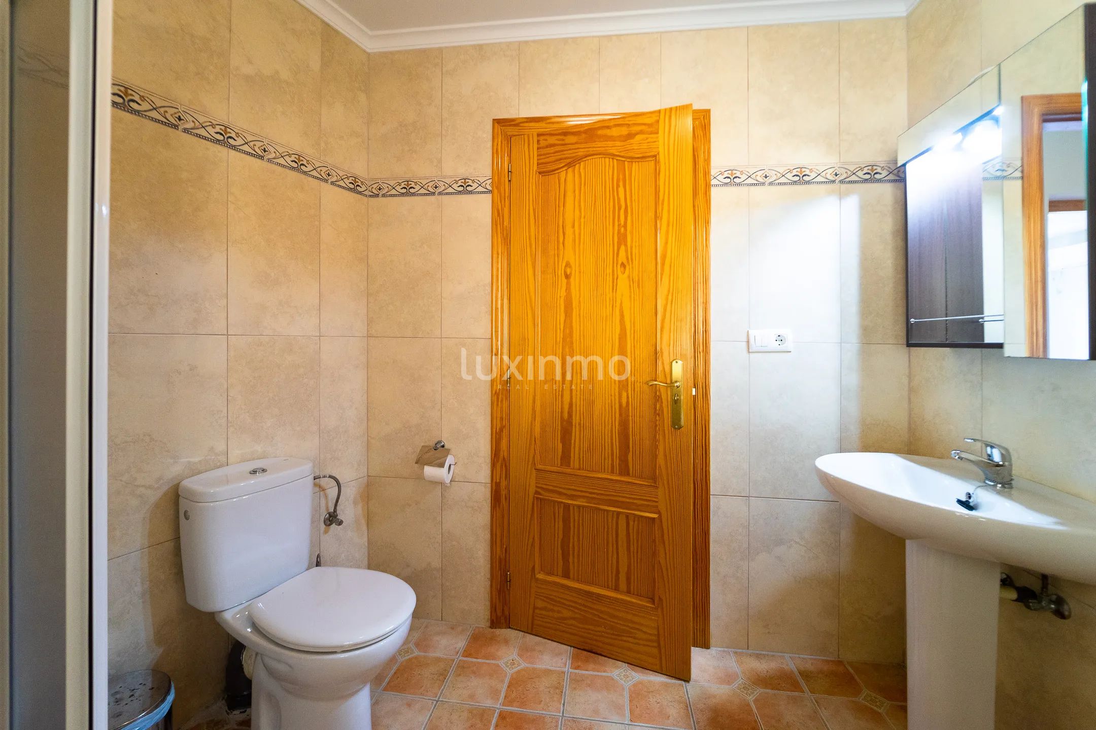 Superb villa with 4 independent flats and sea views in Calpe — photo 67