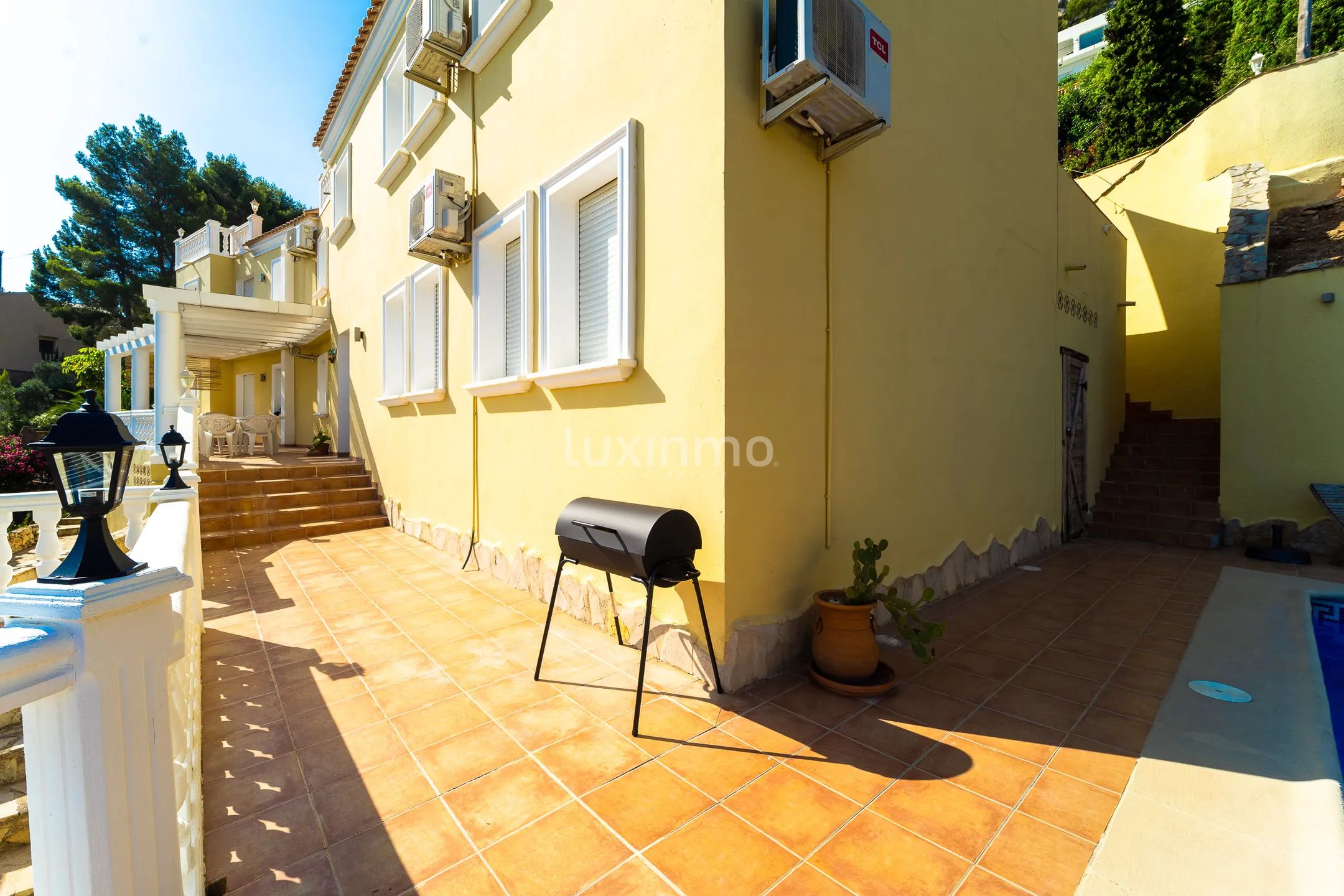 Superb villa with 4 independent flats and sea views in Calpe — photo 81