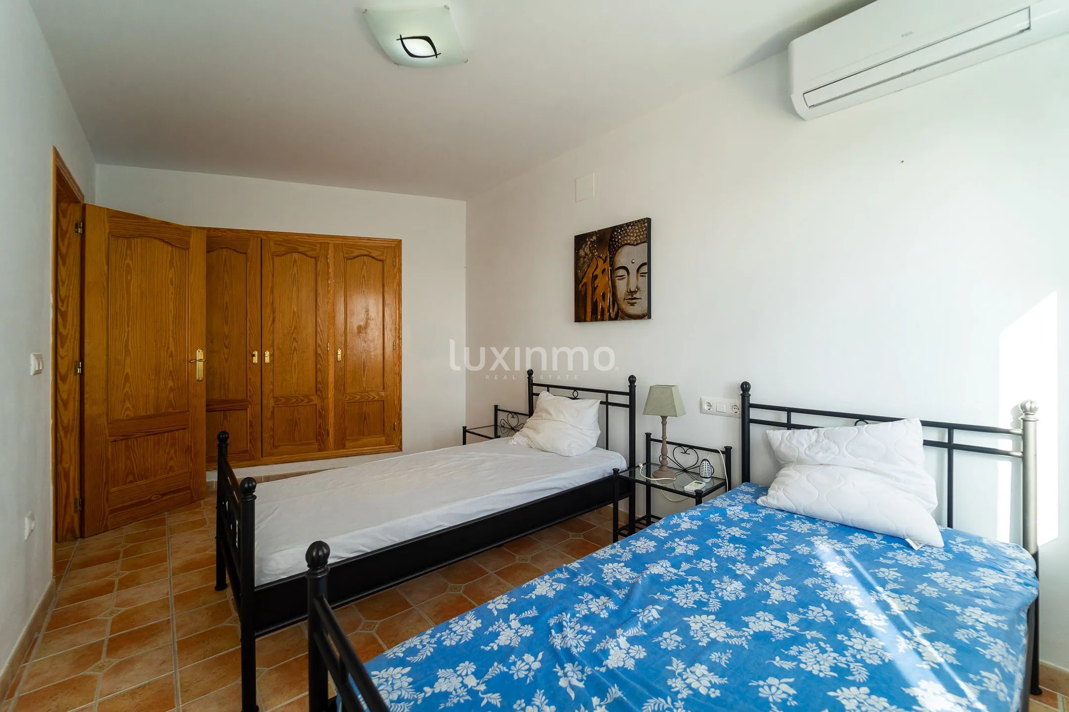 Superb villa with 4 independent flats and sea views in Calpe — photo 73