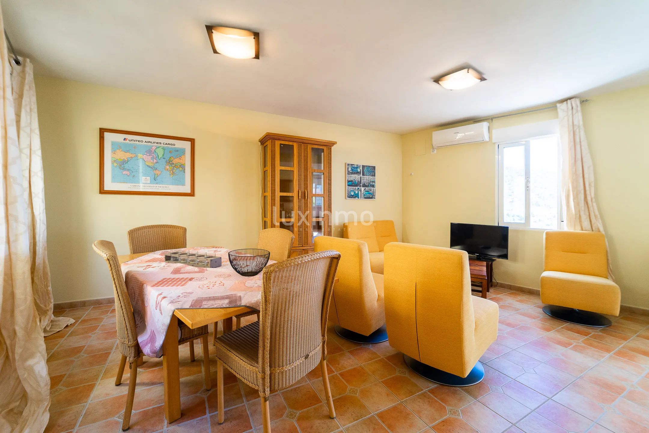 Superb villa with 4 independent flats and sea views in Calpe — photo 50