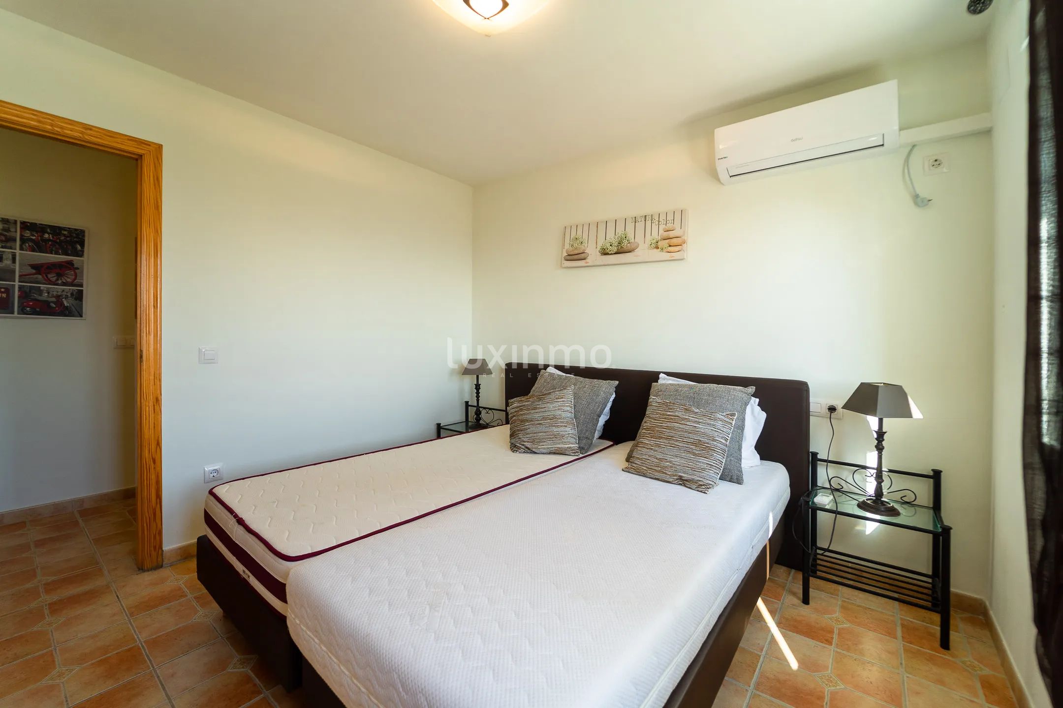 Superb villa with 4 independent flats and sea views in Calpe — photo 69