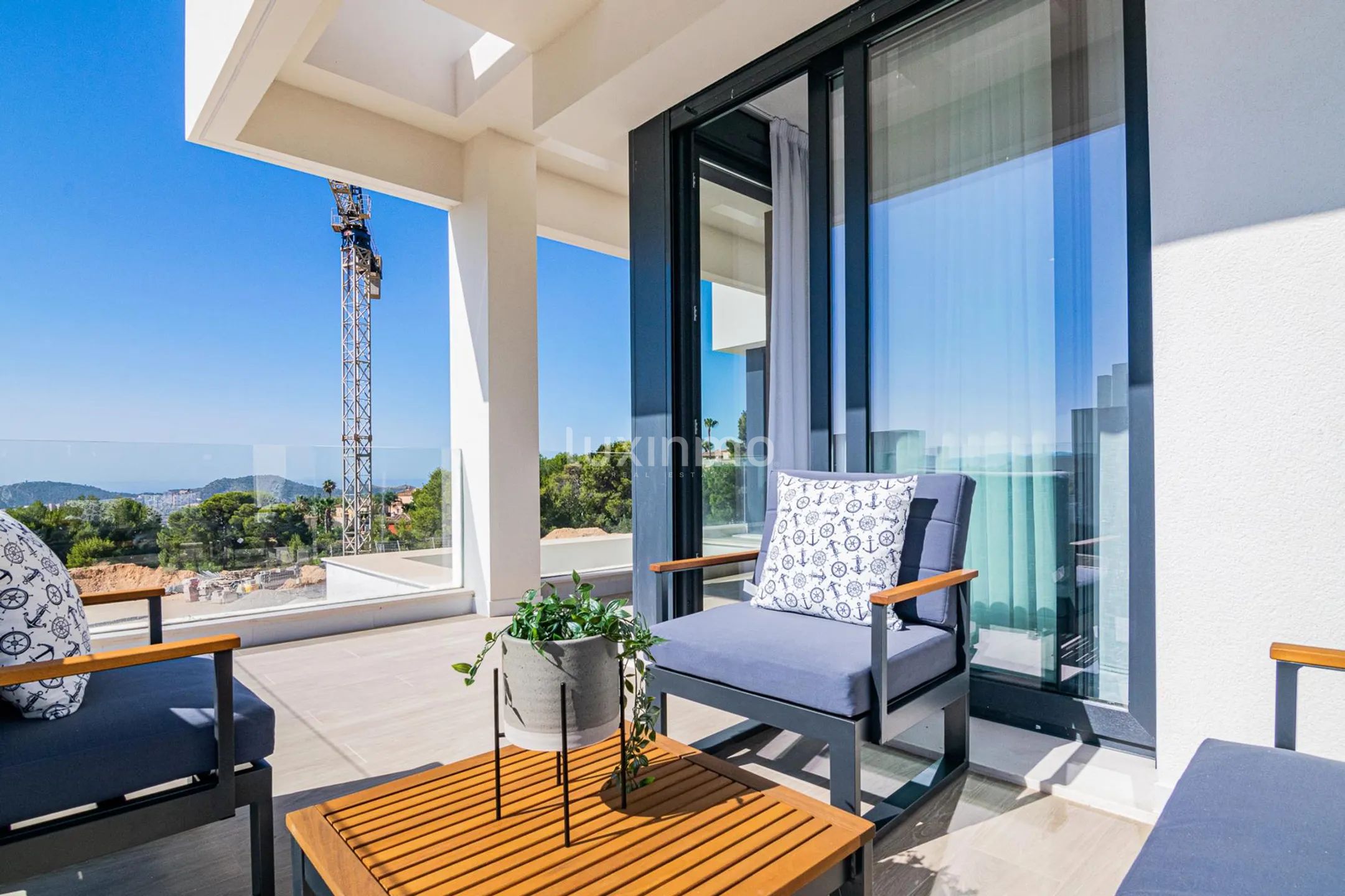 Wunderschöne 4-Schlafzimmer-Villa mit Meerblick und privatem Pool — photo 26