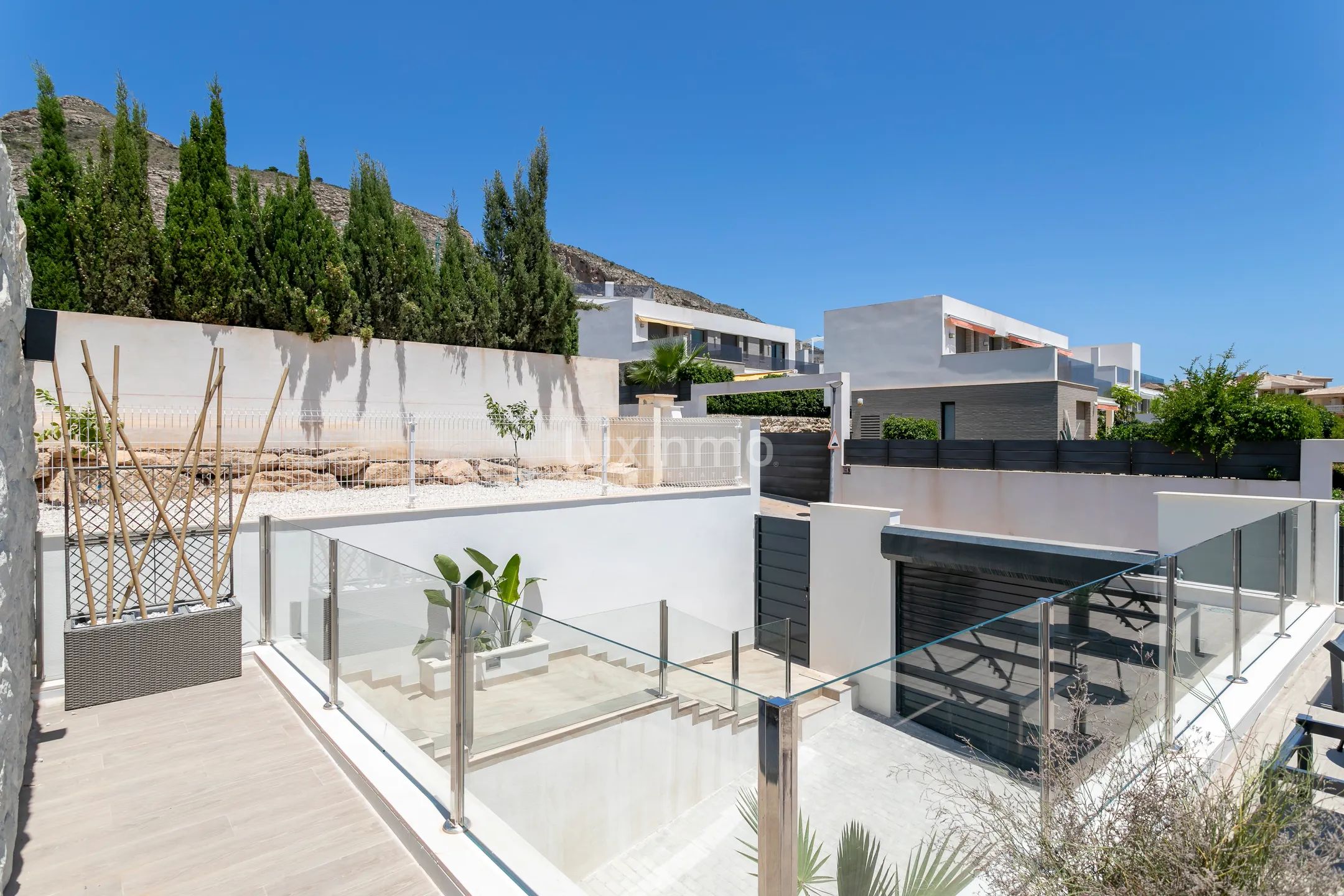 Wunderschöne 4-Schlafzimmer-Villa mit Meerblick und privatem Pool — photo 35