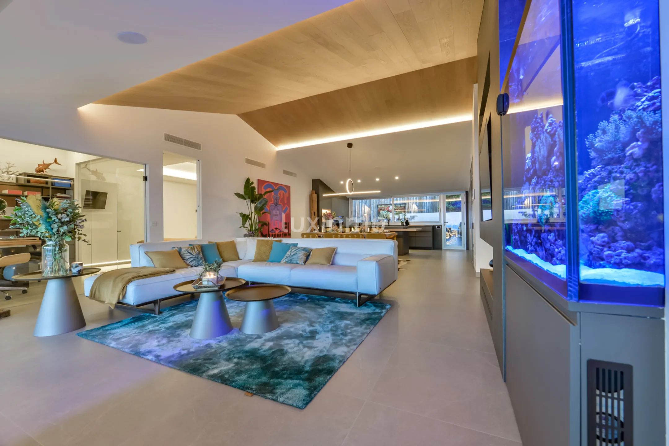 Luxurious modern penthouse with breathtaking views in Mascarat, Altea — photo 10
